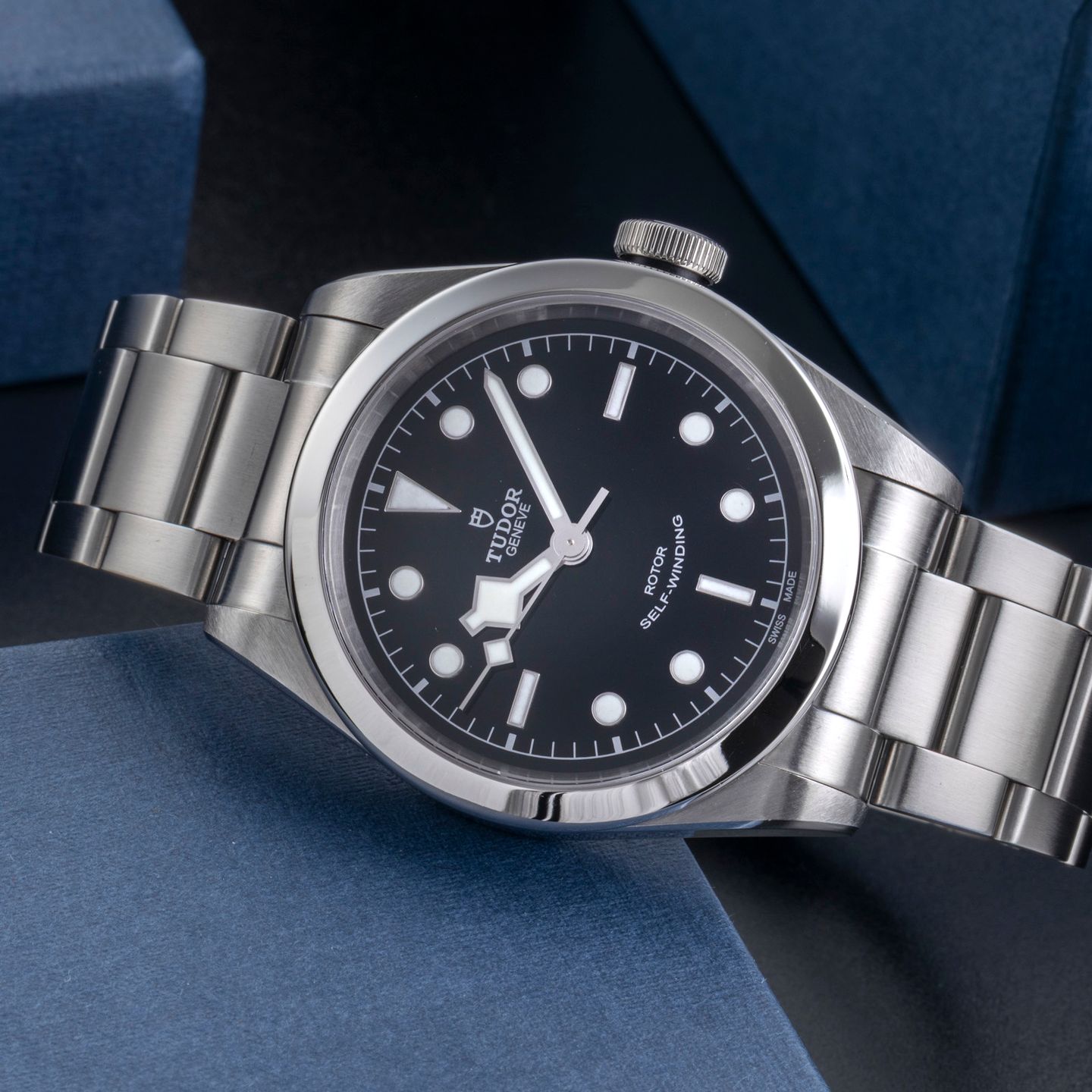 Tudor Black Bay 41 79540 - (2/8)