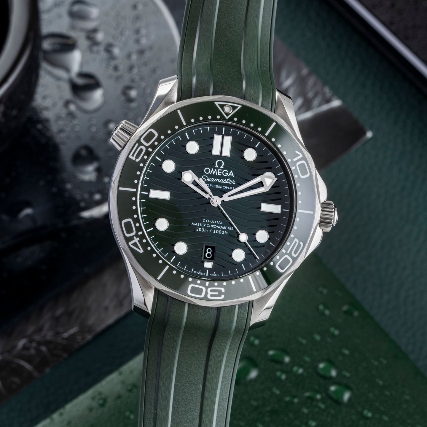 Omega Seamaster Diver 300 M 210.32.42.20.10.001 (Onbekend (willekeurig serienummer)) - Groen wijzerplaat 42mm Staal (3/8)