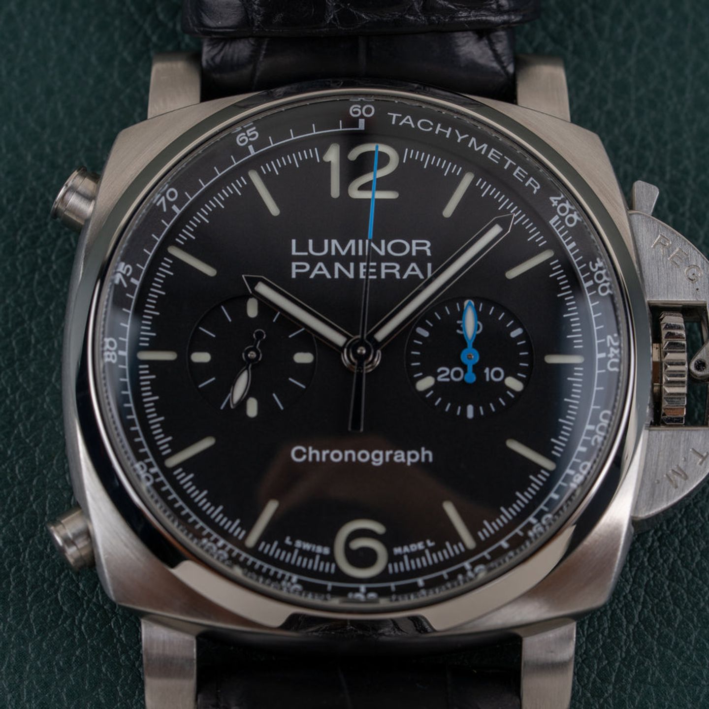 Panerai Luminor Submersible PAM01109 - (4/8)