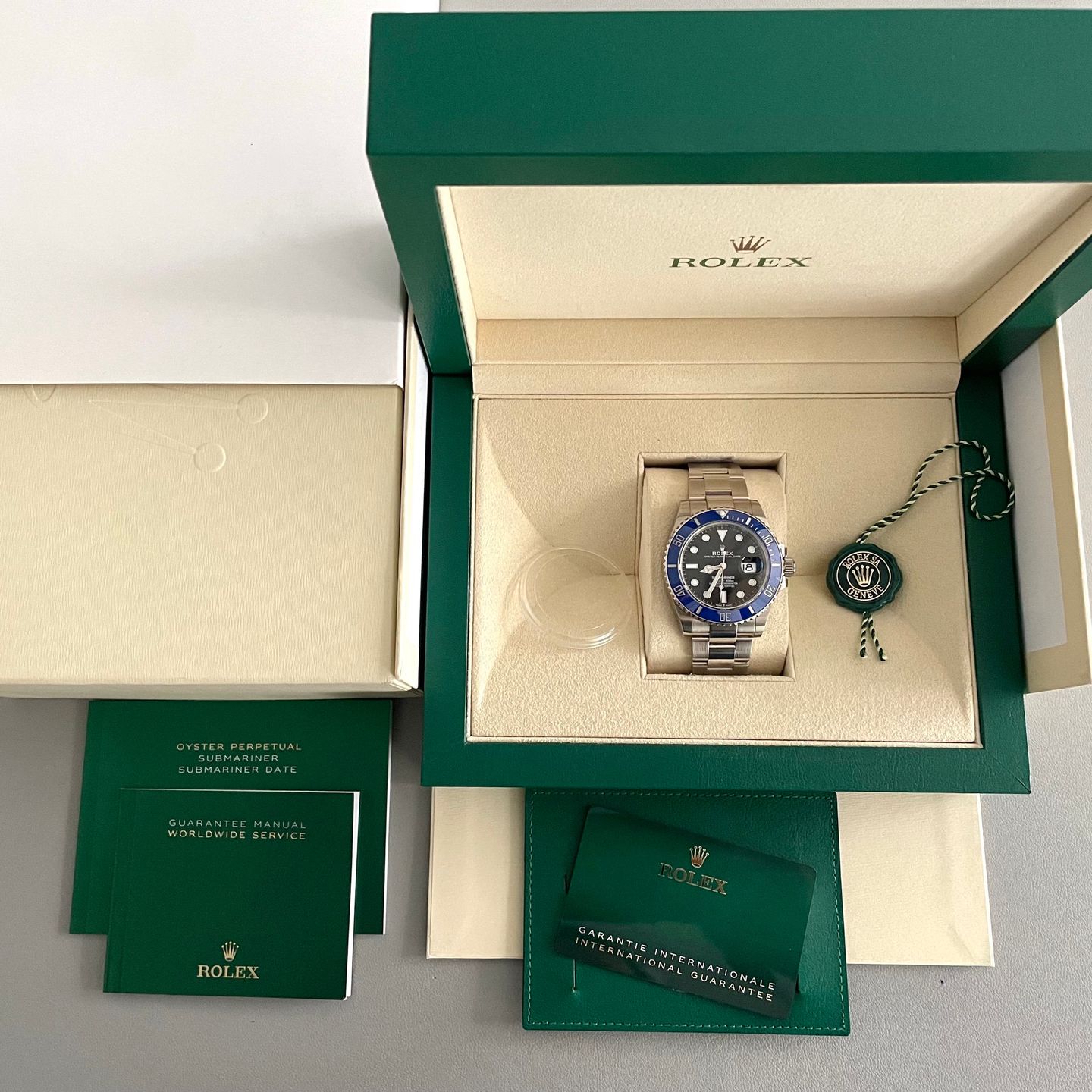 Rolex Submariner Date 126619LB - (2/7)