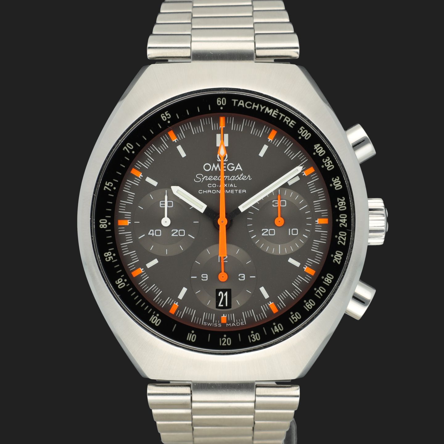 Omega Speedmaster Mark II 327.10.43.50.06.001 - (2/8)