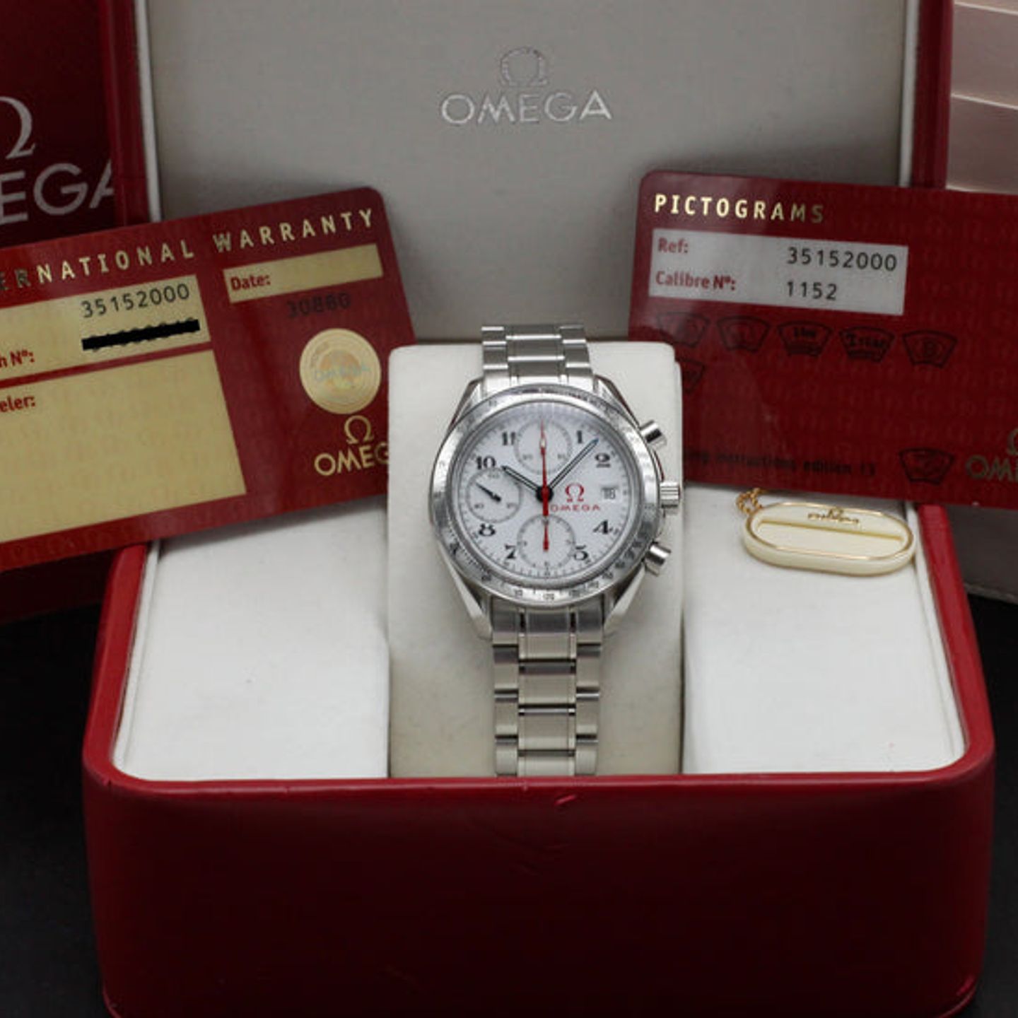 Omega Speedmaster Date 3515.20.00 (2010) - White dial 39 mm Steel case (3/7)