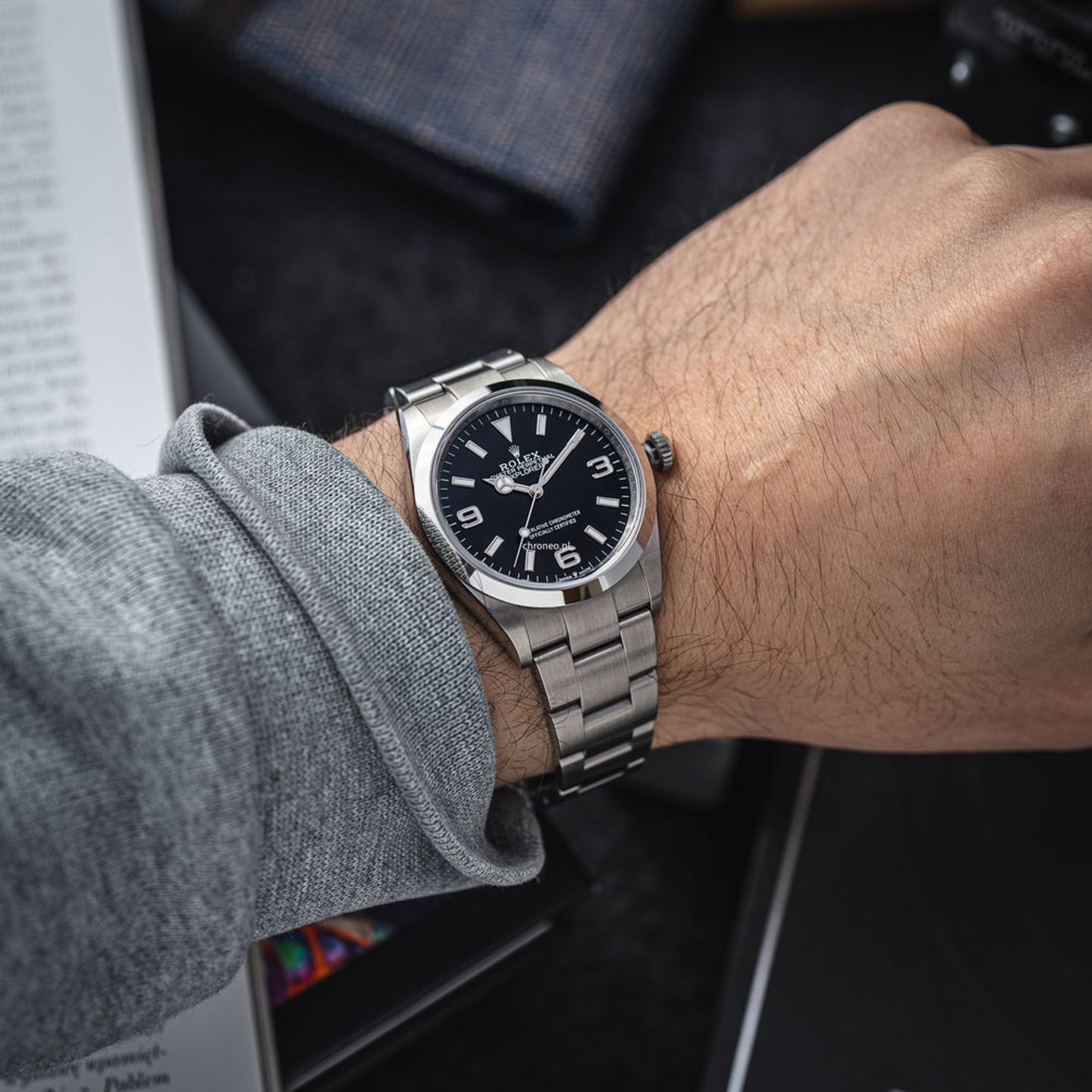 Rolex Explorer 124270 (2022) - Black dial 36 mm Steel case (6/8)