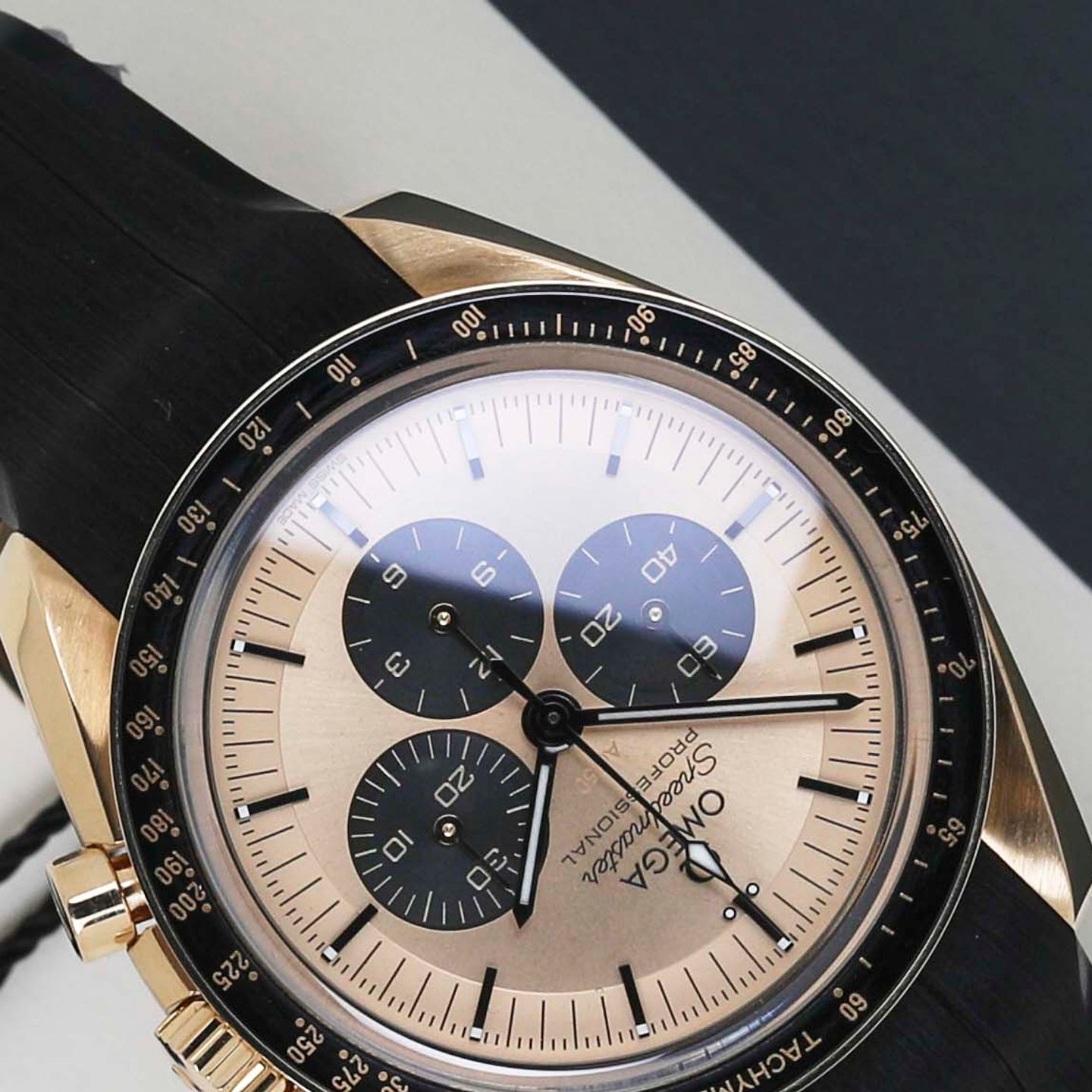 Omega Speedmaster Professional Moonwatch 310.62.42.50.99.001 - (4/8)