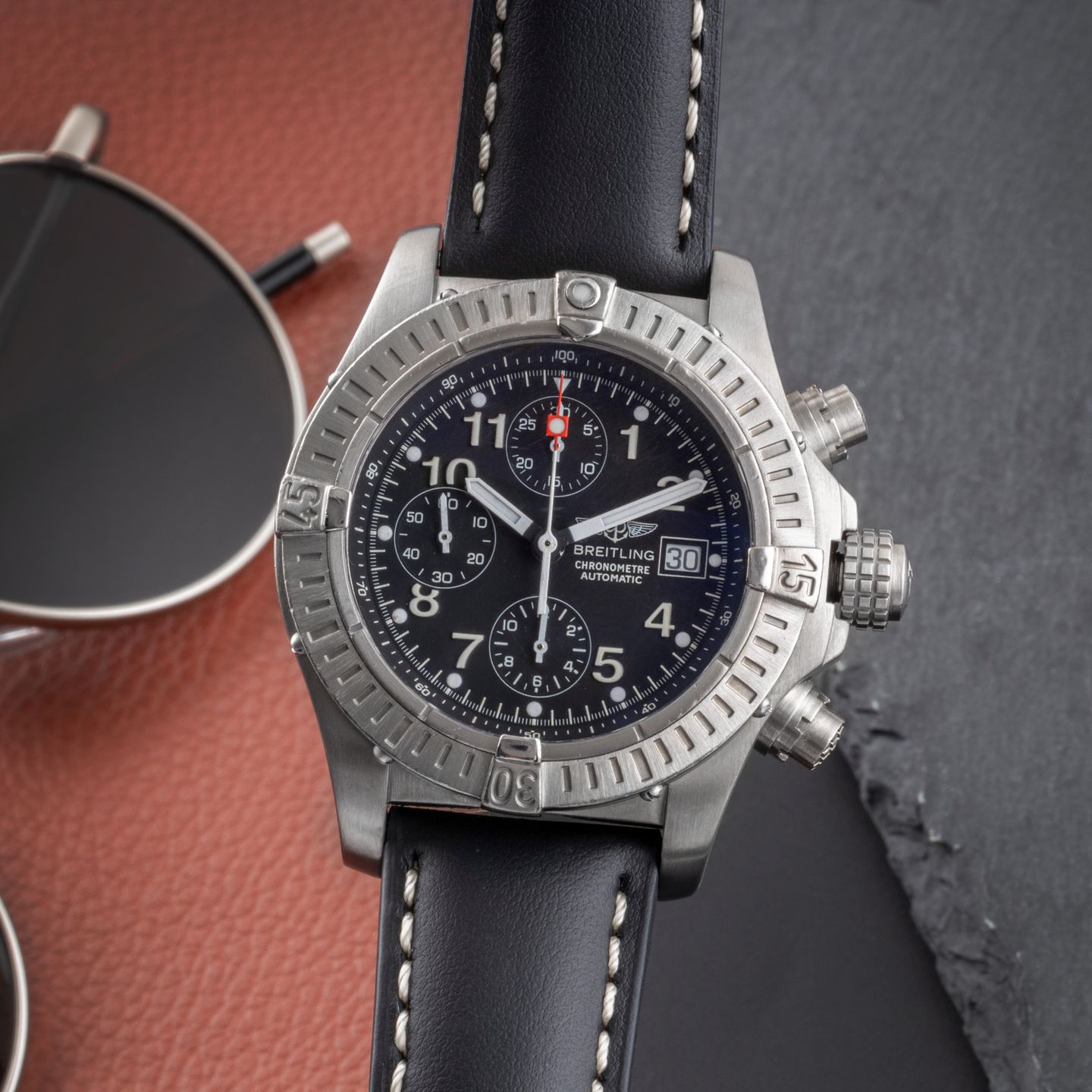 Breitling Avenger E13360 - (3/8)