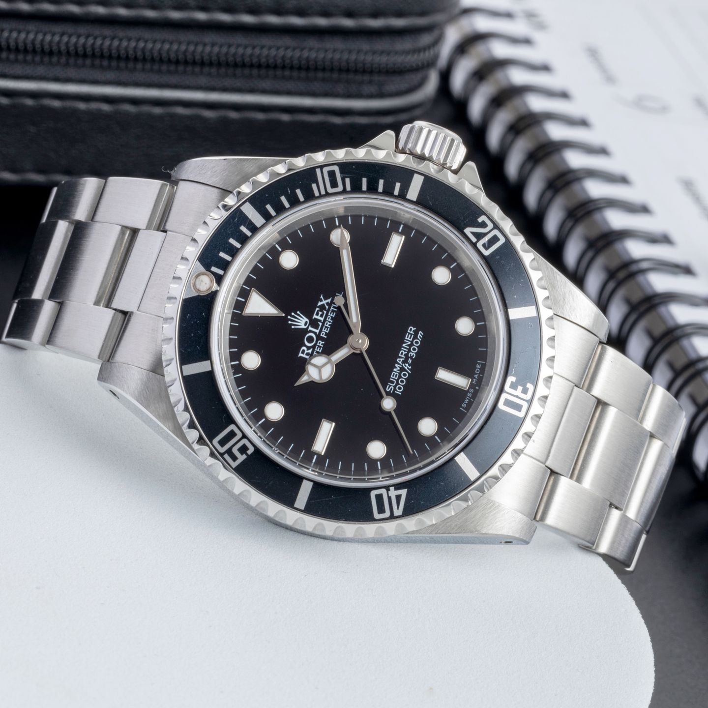 Rolex Submariner No Date 14060M - (2/8)