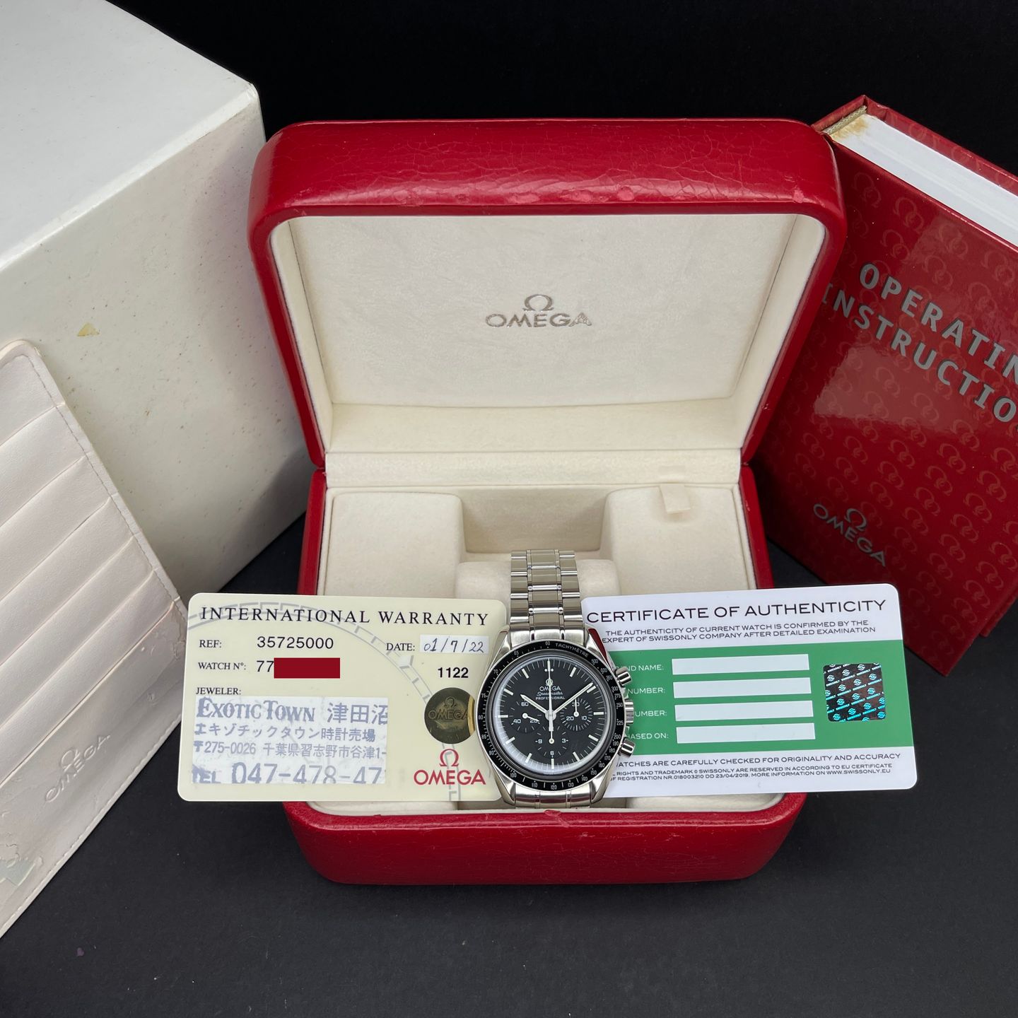 Omega Speedmaster Professional Moonwatch 3572.50.00 (2005) - Zwart wijzerplaat 42mm Staal (2/7)