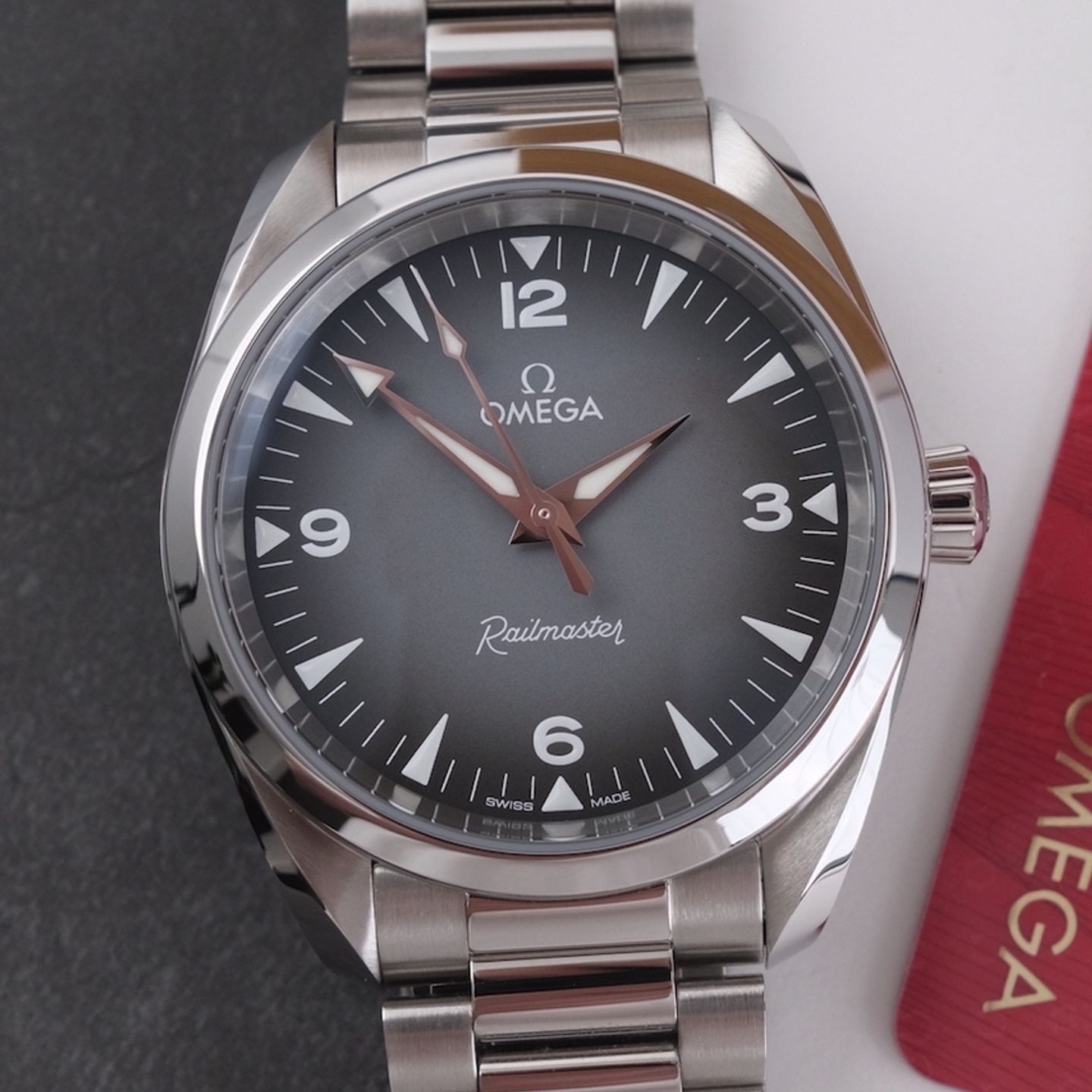 Omega Seamaster Railmaster 235.10.38.20.06.001 - (4/8)