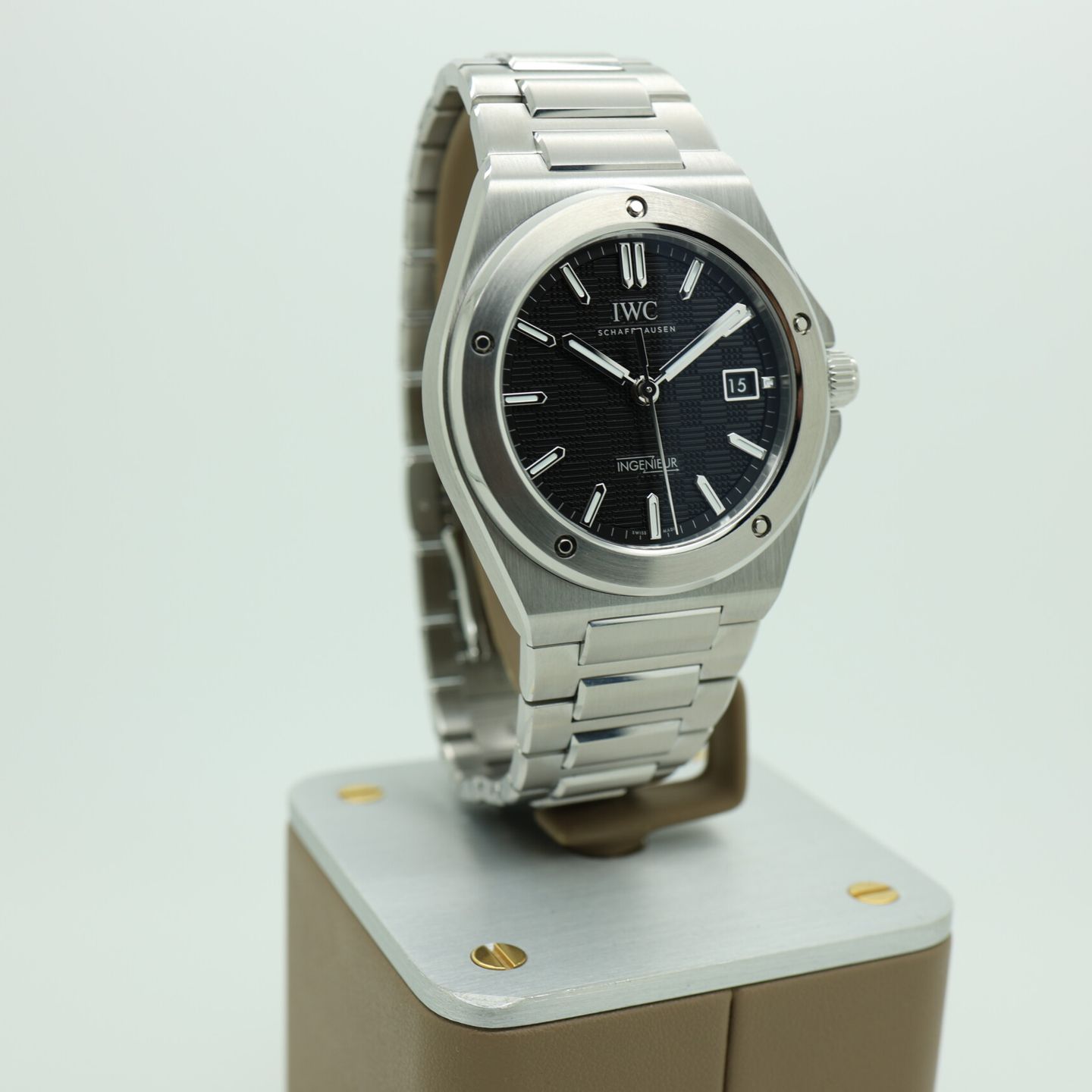 IWC Ingenieur Automatic IW328901 - (2/8)