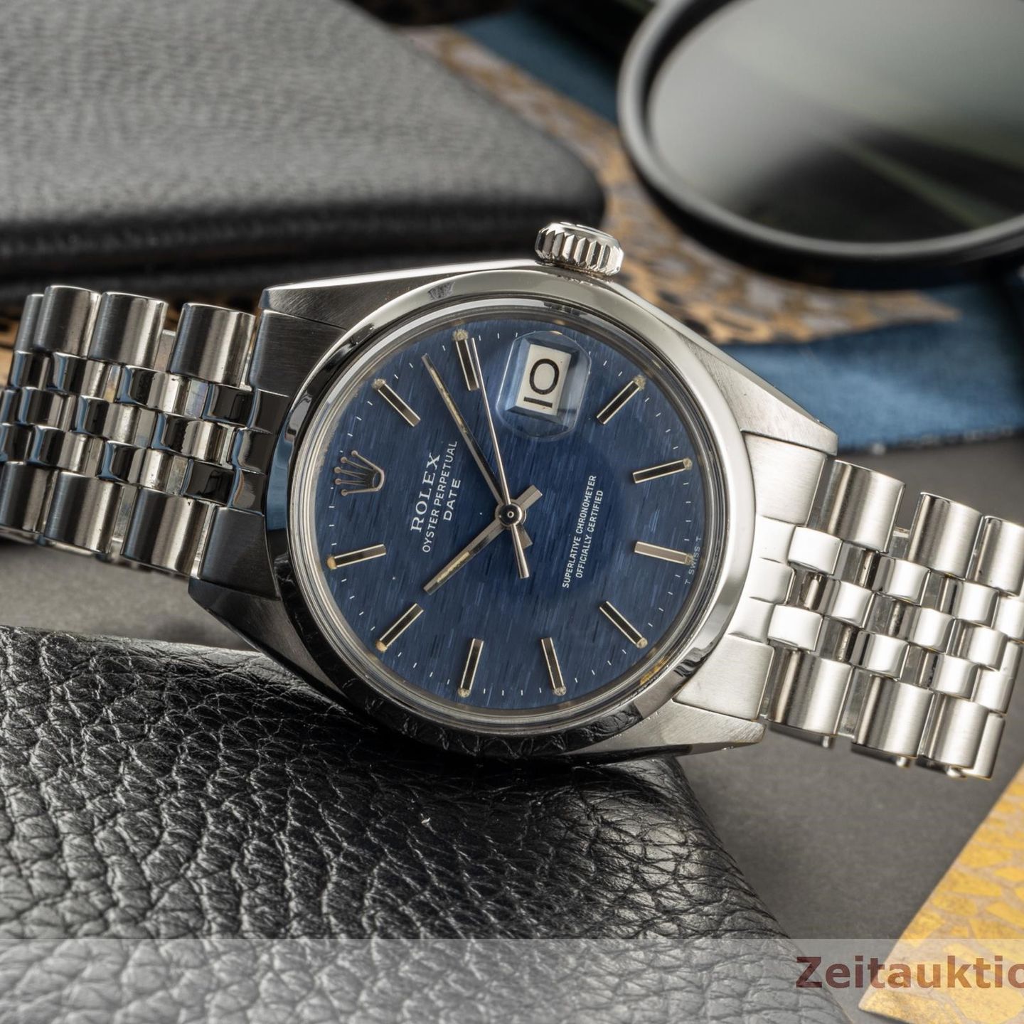 Rolex Oyster Perpetual Date 1500 (1969) - Blue dial 34 mm Steel case (2/8)