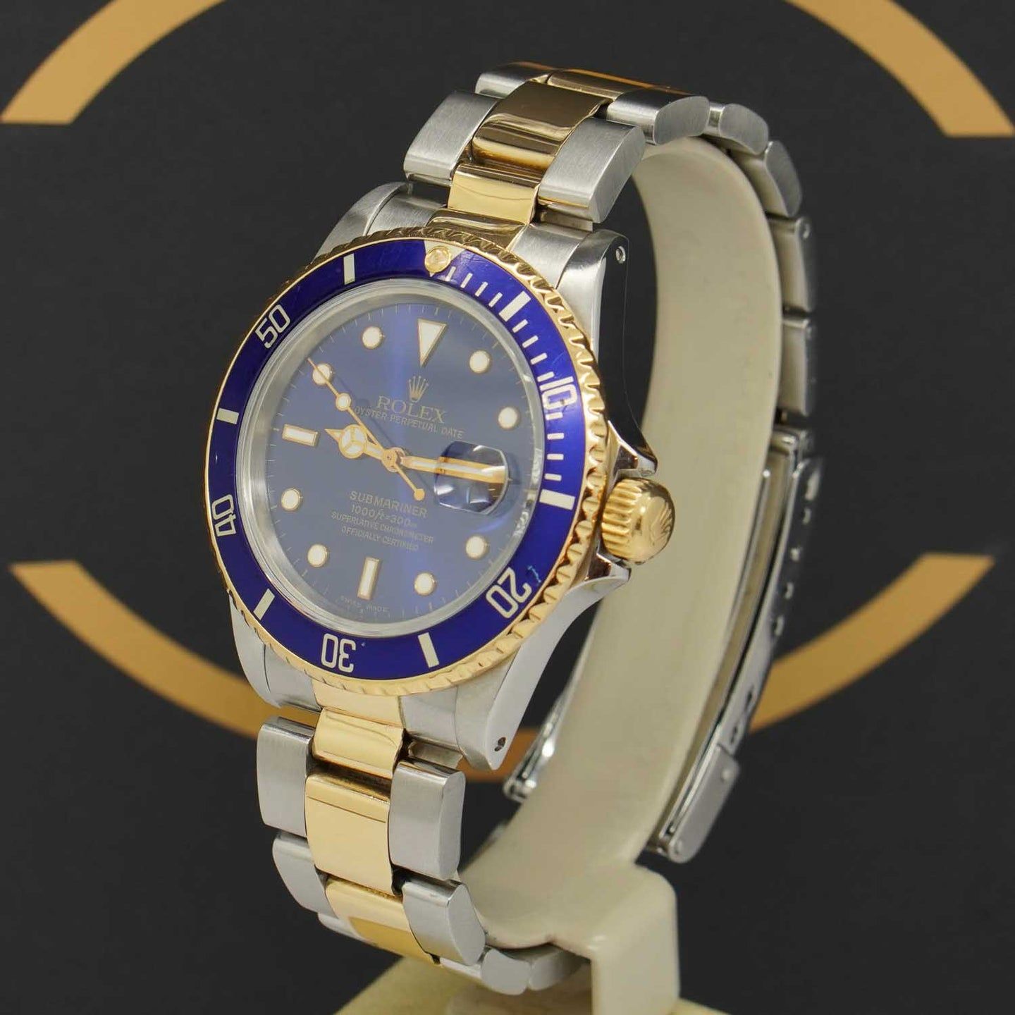 Rolex Submariner Date 16803 (1995) - Blue dial 40 mm Gold/Steel case (2/7)