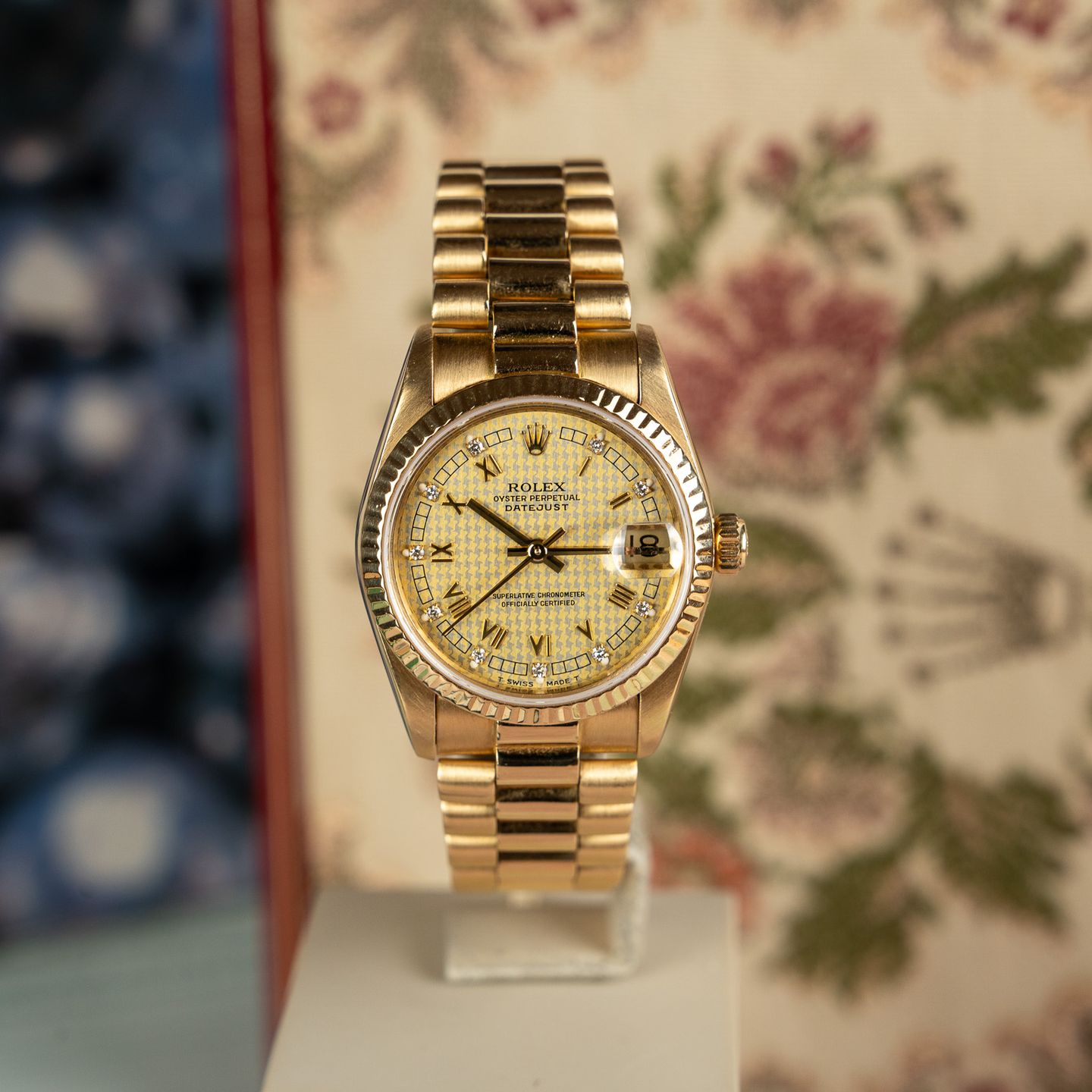 Rolex Datejust 31 68278 (1987) - Champagne dial 31 mm Yellow Gold case (7/8)