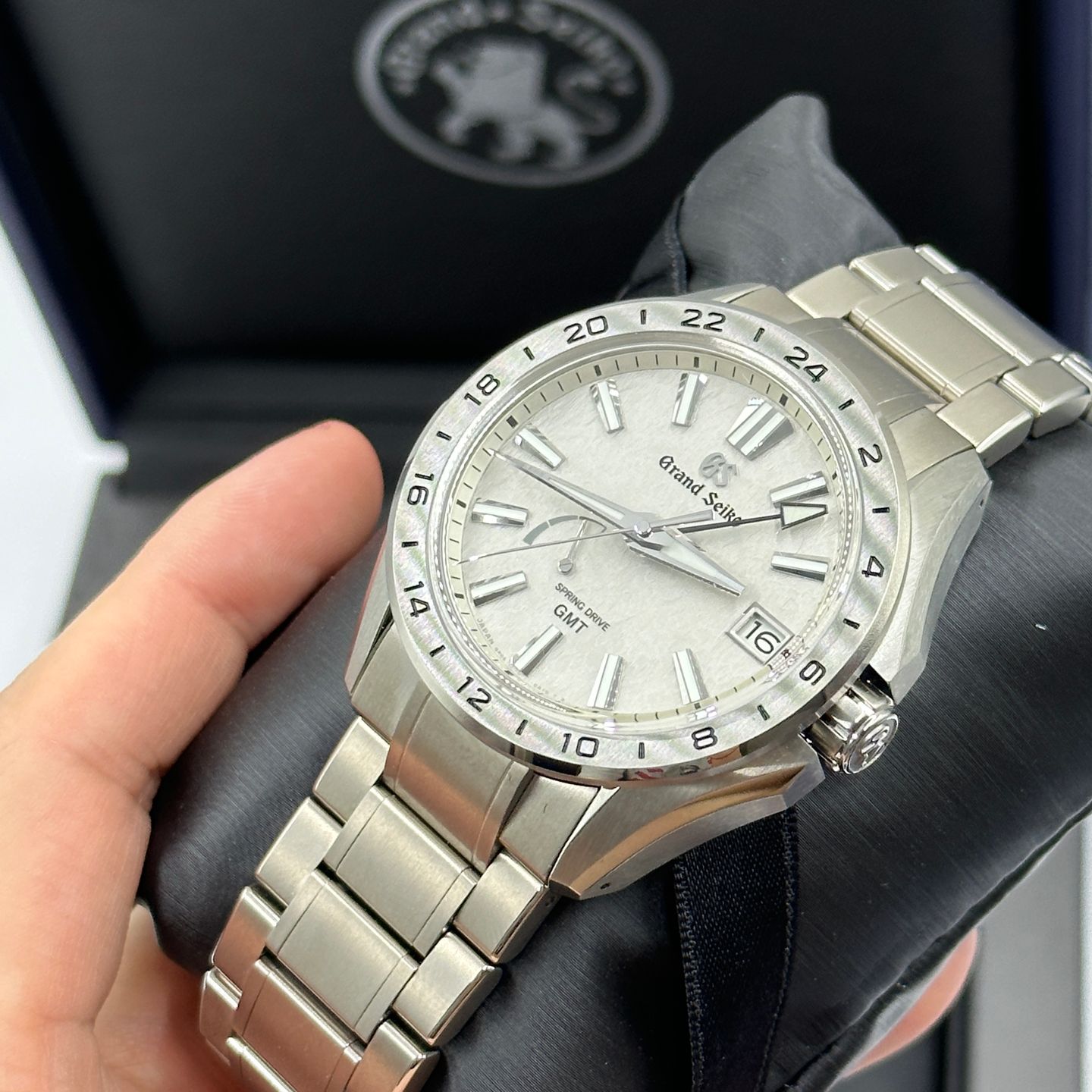 Grand Seiko Evolution 9 Collection SBGE285G (2023) - Wit wijzerplaat Onbekend Staal (4/8)