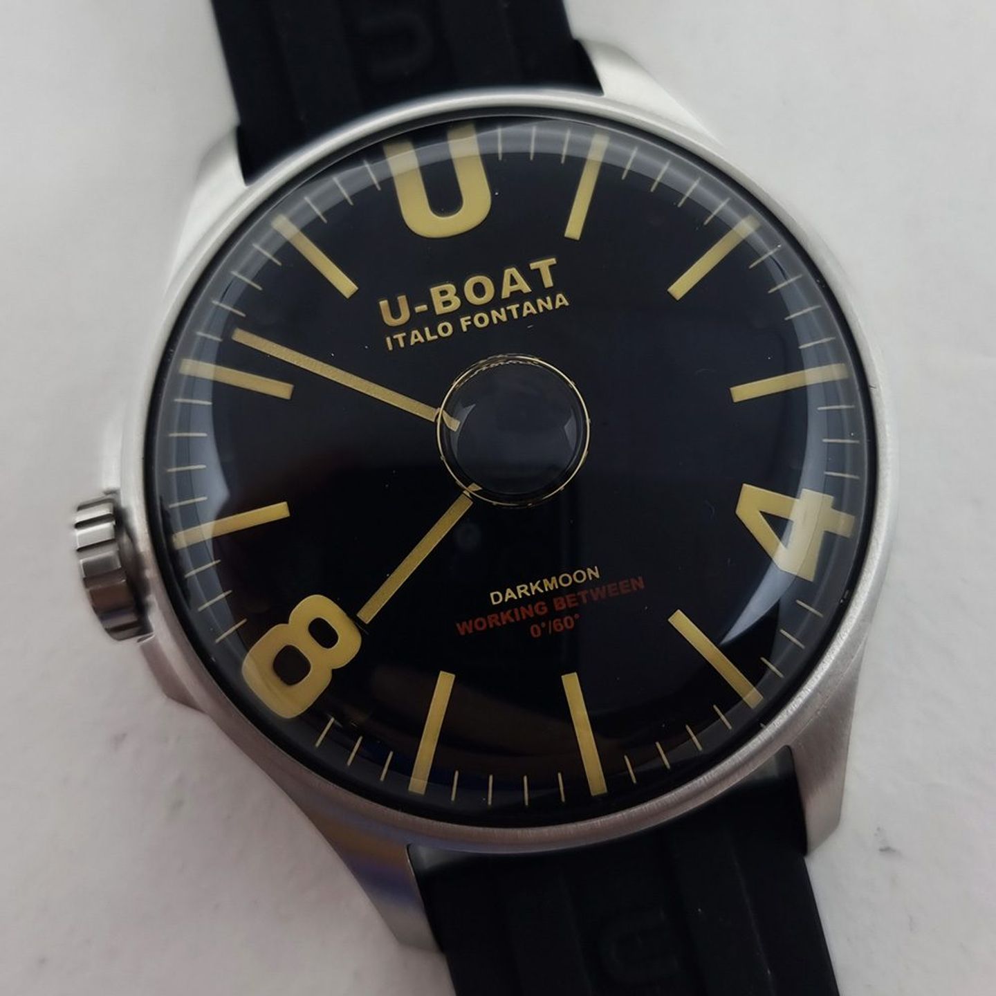 U-Boat Capsoil 8463/B (2025) - Black dial 45 mm Steel case (2/8)