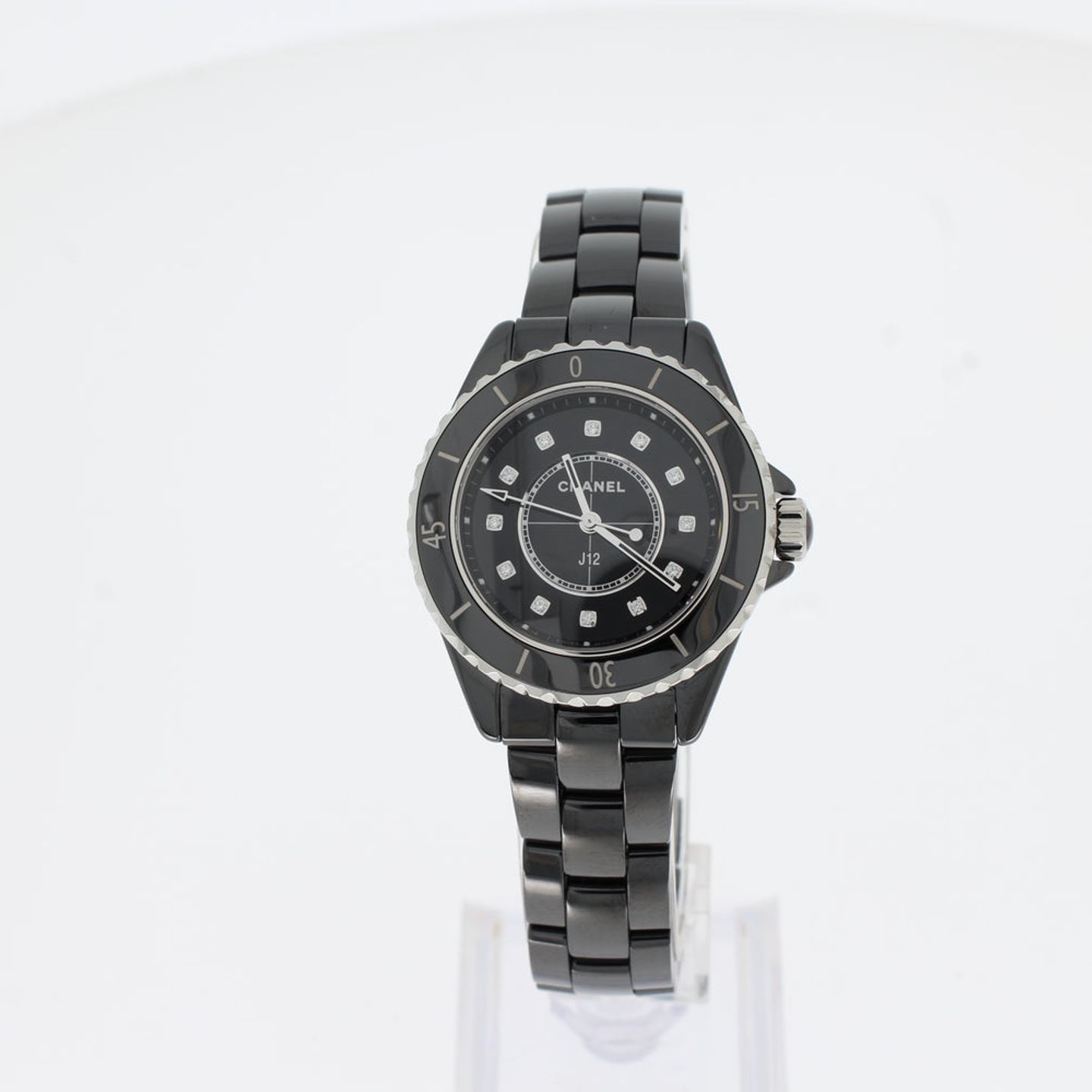 Chanel J12 H5701 (2024) - Black dial 13 mm Ceramic case (1/4)