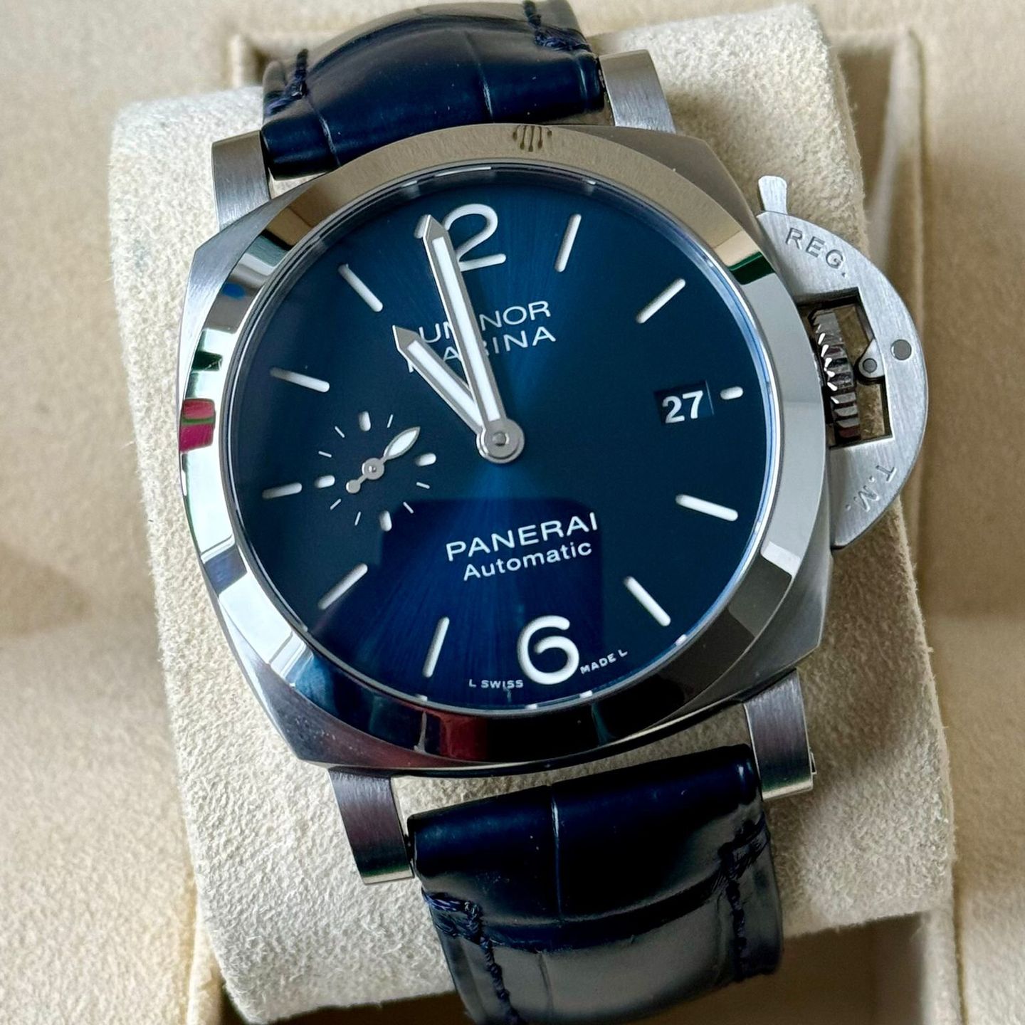 Panerai Luminor Marina PAM01370 (2024) - Blue dial 40 mm Steel case (1/14)