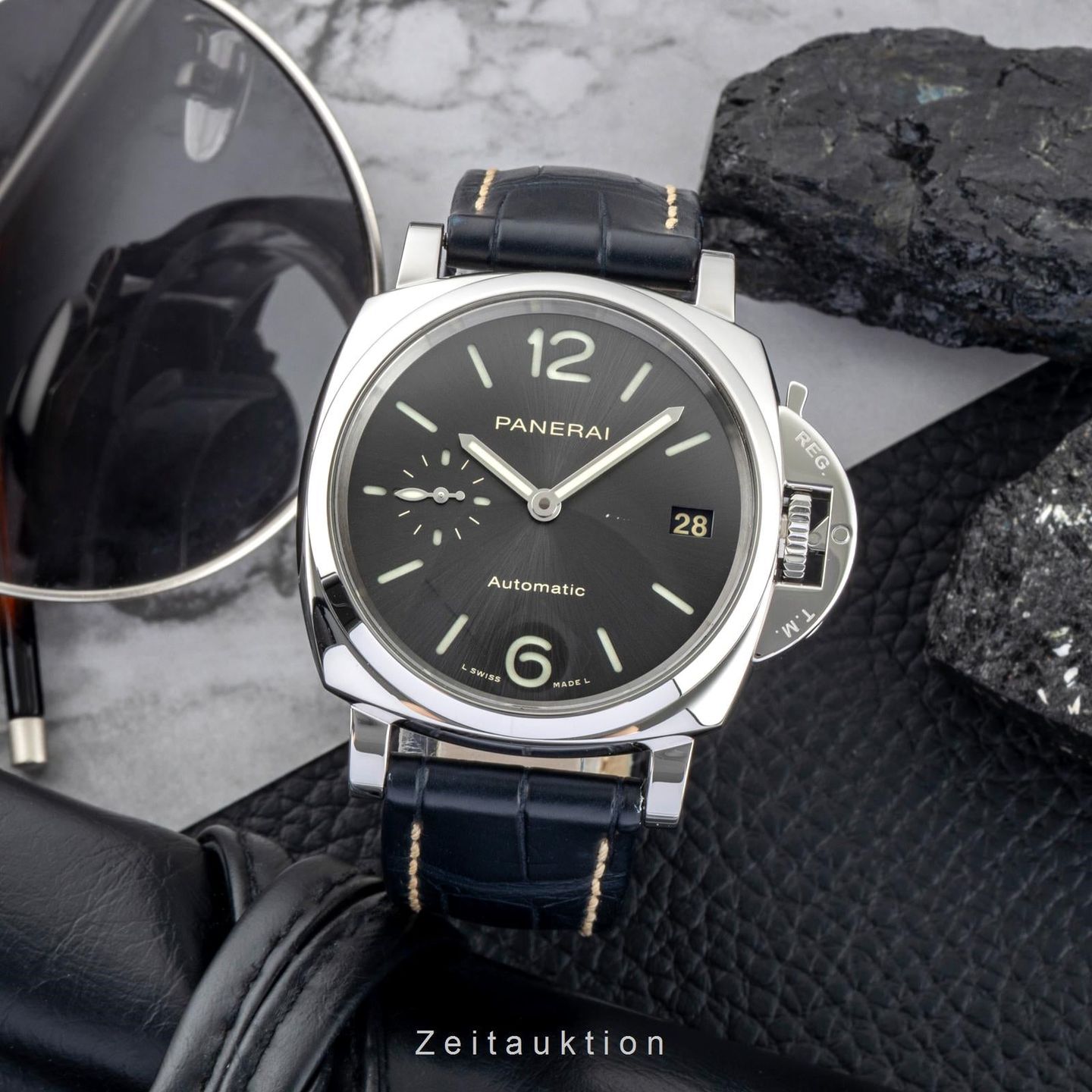 Panerai Luminor Due PAM00755 (Unknown (random serial)) - Grey dial 38 mm Steel case (3/8)
