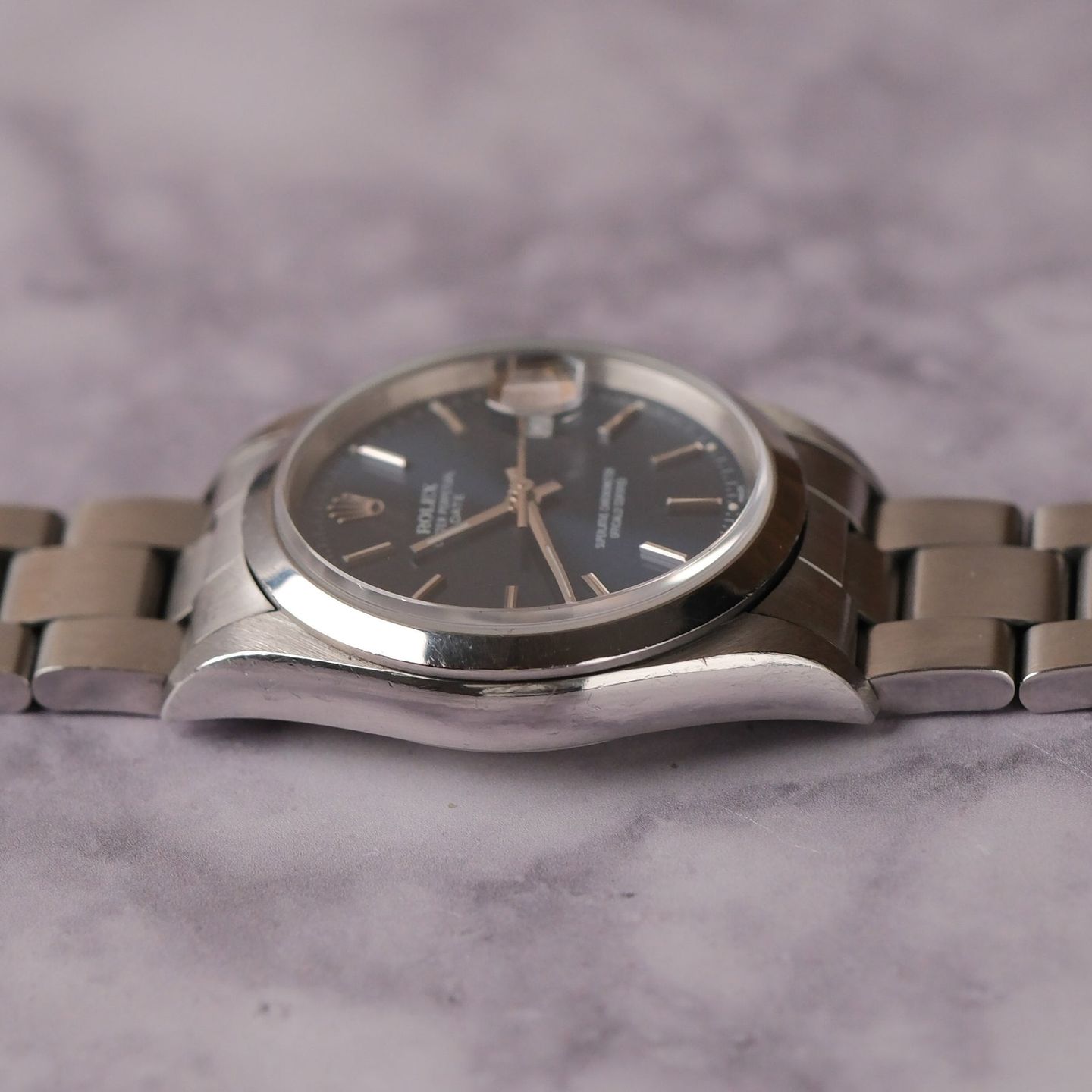 Rolex Oyster Perpetual Date 15200 - (6/8)