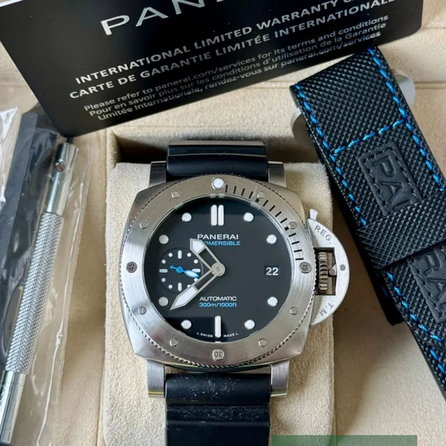 Panerai Luminor Submersible PAM00973 - (7/7)