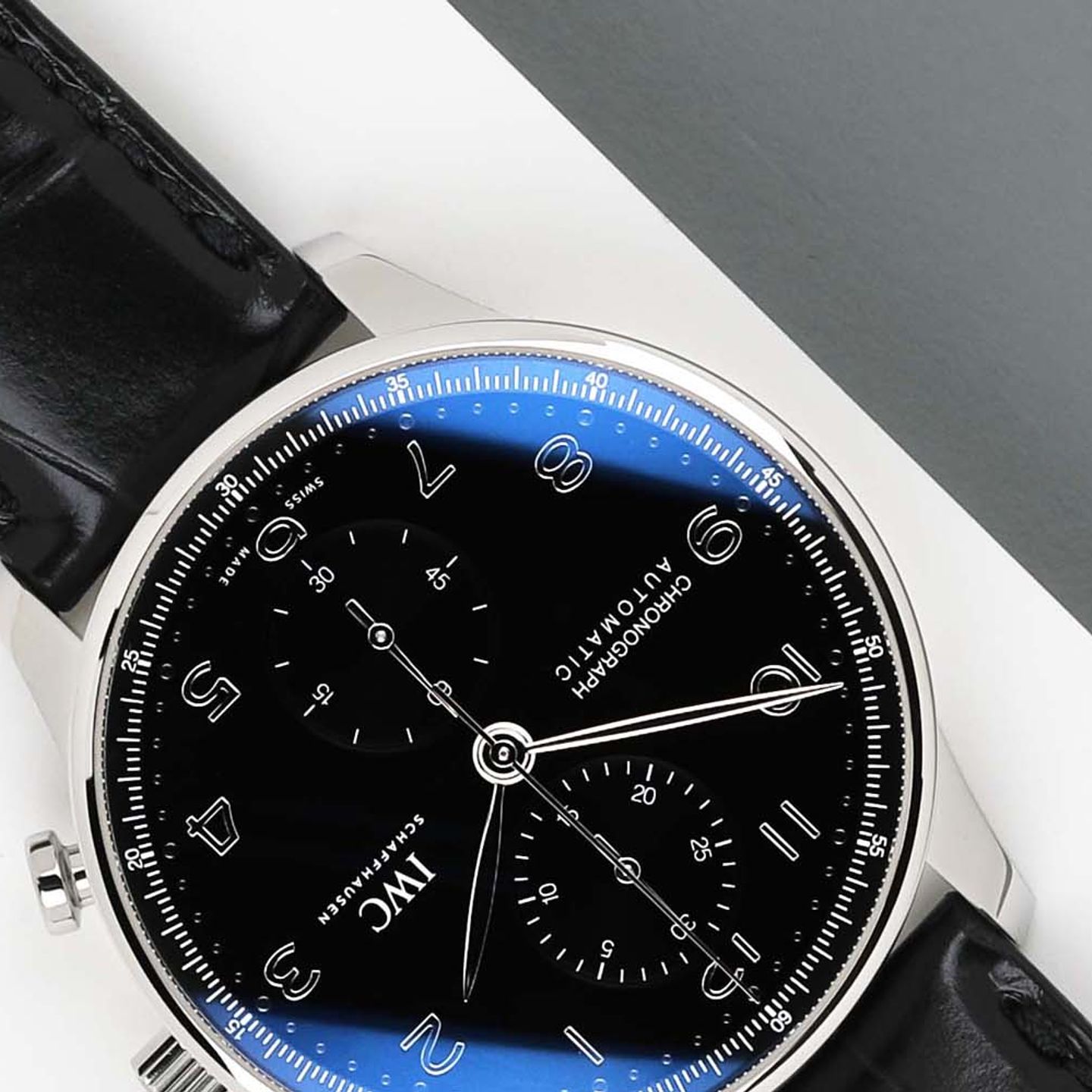 IWC Portuguese Chronograph IW371609 (2024) - Black dial 41 mm Steel case (4/8)