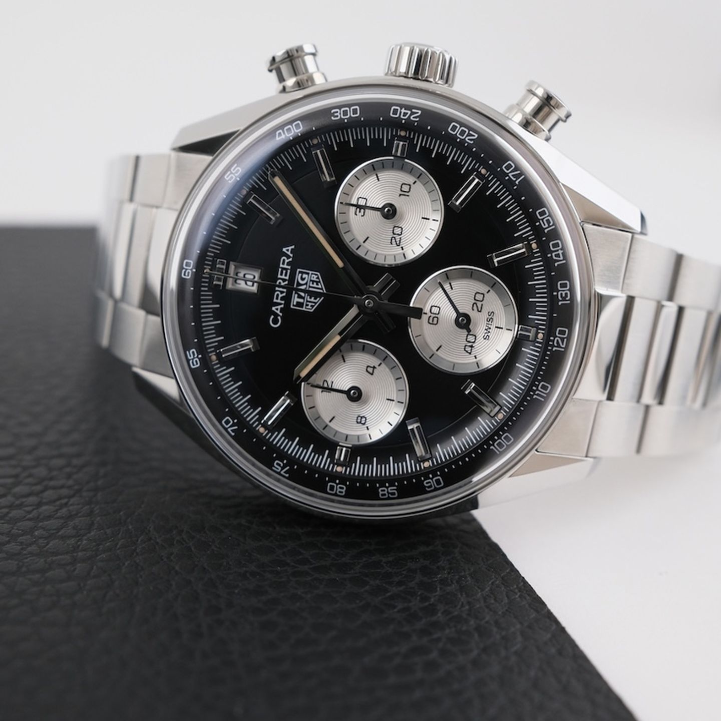 TAG Heuer Carrera CBS2210 - (2/8)