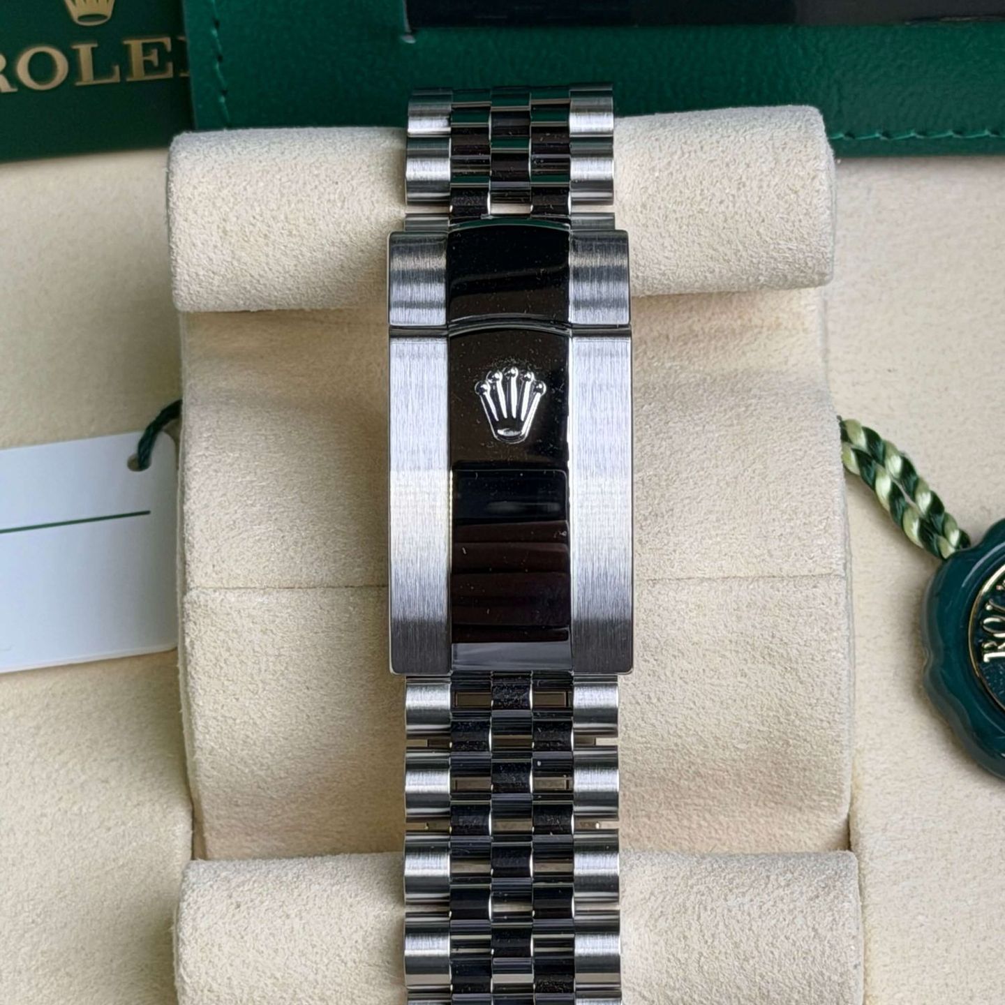 Rolex Datejust 41 126334 (2026) - Grey dial 41 mm Steel case (6/7)