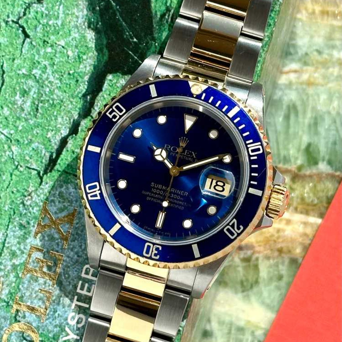 Rolex Submariner Date 16613 (1996) - Blue dial 40 mm Gold/Steel case (1/8)