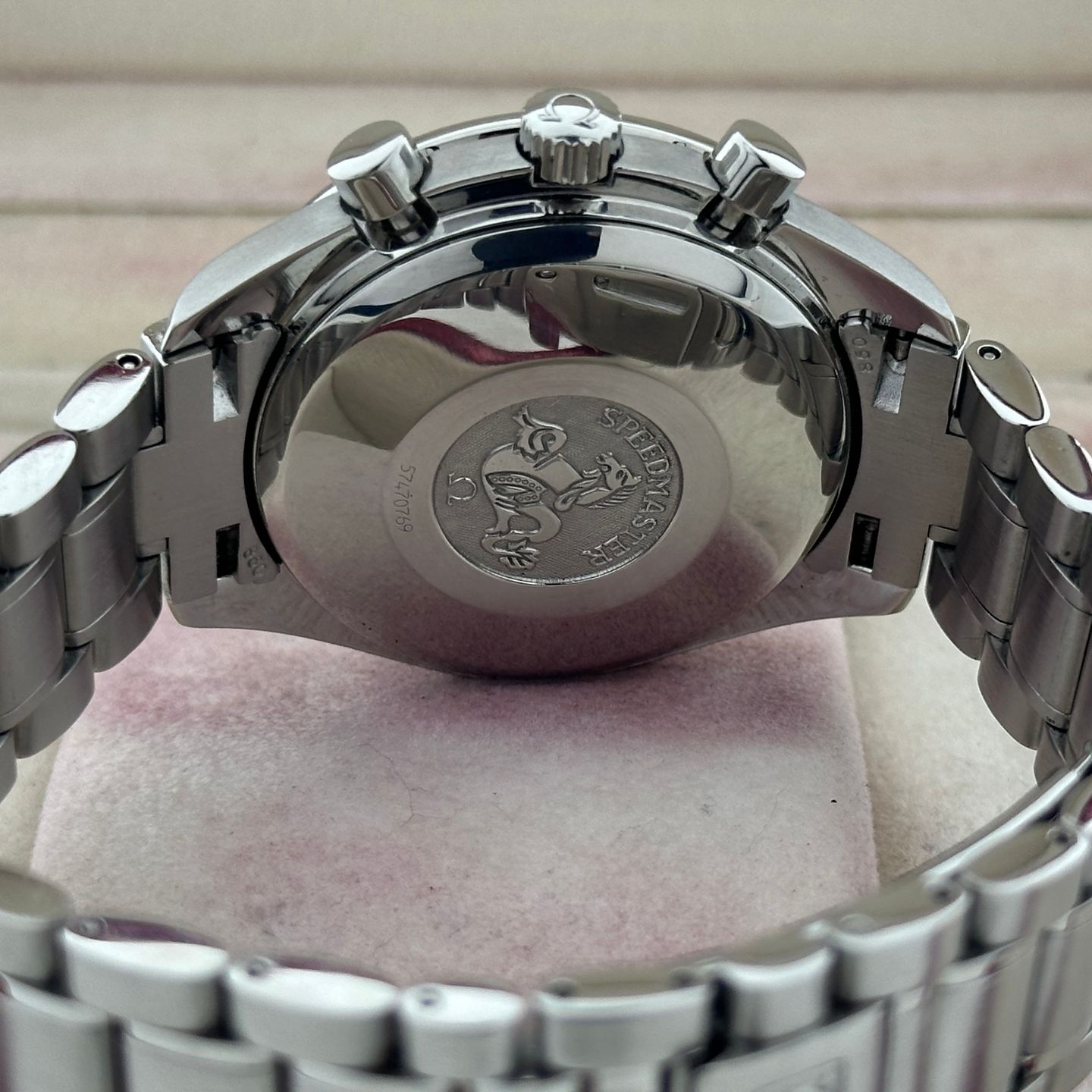 Omega Speedmaster Date 3513.51 (2001) - Zwart wijzerplaat 39mm Staal (2/8)