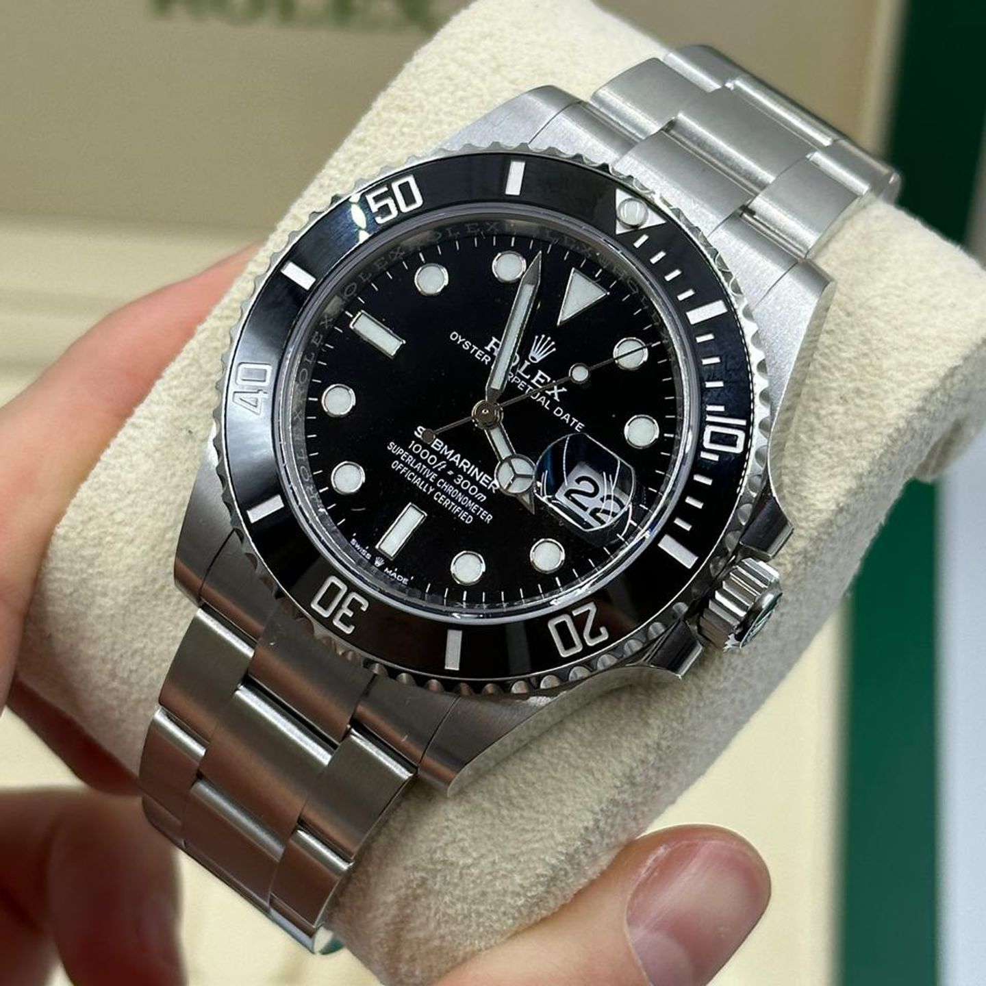 Rolex Submariner Date 126610LN - (6/10)