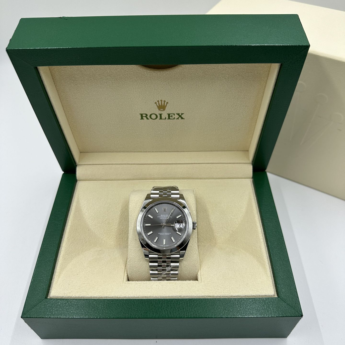 Rolex Datejust 41 126300 (2024) - Grijs wijzerplaat 41mm Staal (4/8)