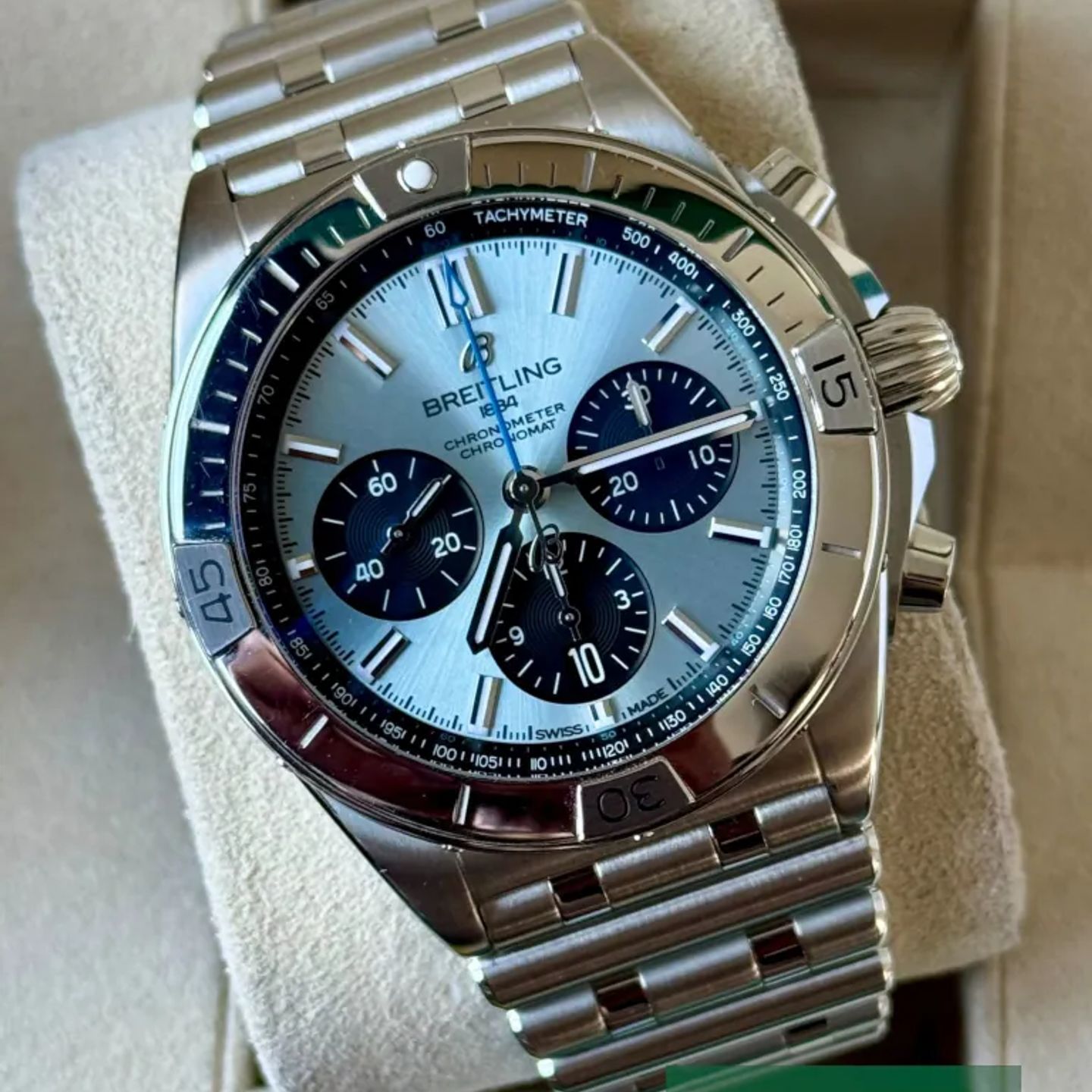 Breitling Chronomat PB0134 - (1/2)