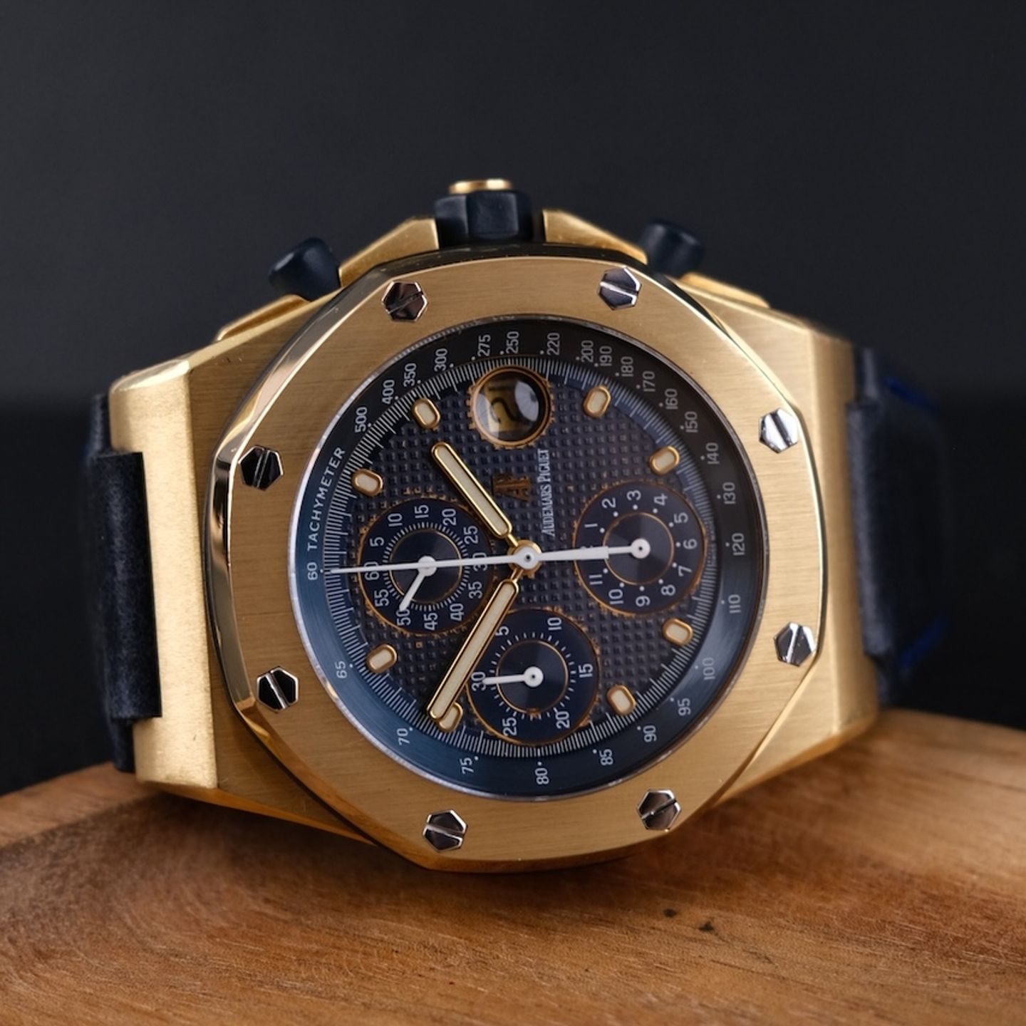Audemars Piguet Royal Oak Offshore Chronograph 25770BA - (3/8)