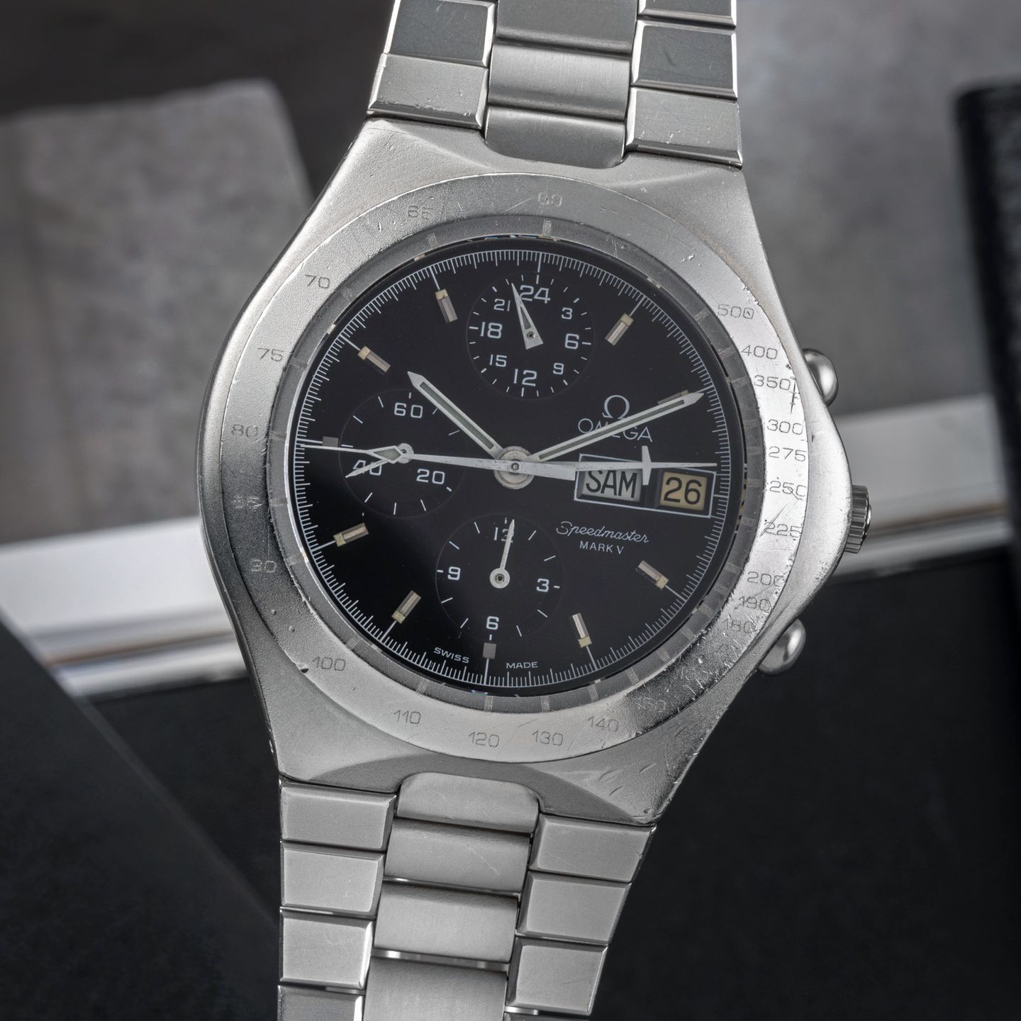 Omega Speedmaster 376.0806 (1984) - Black dial 42 mm Steel case (3/8)