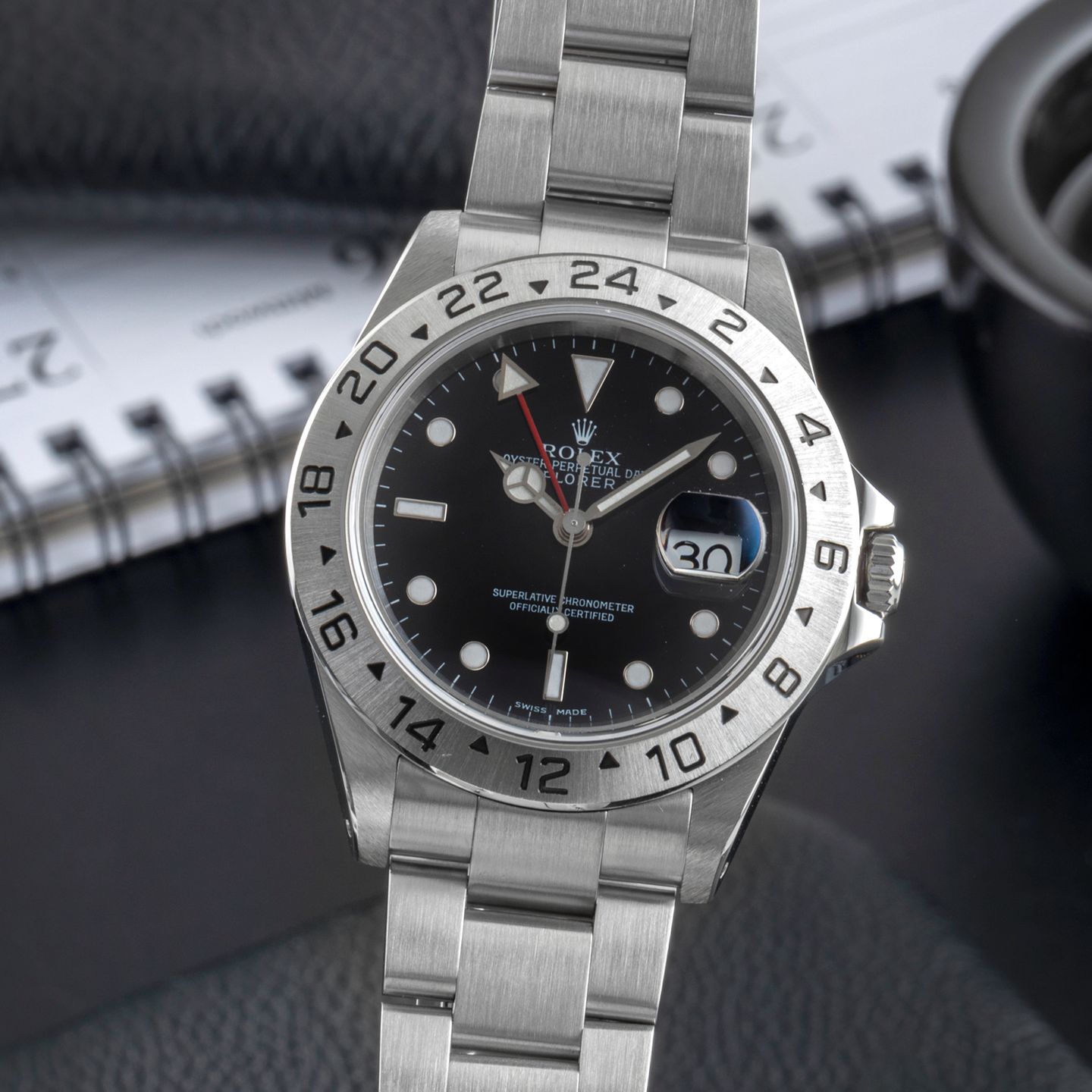 Rolex Explorer II 16570 - (3/8)