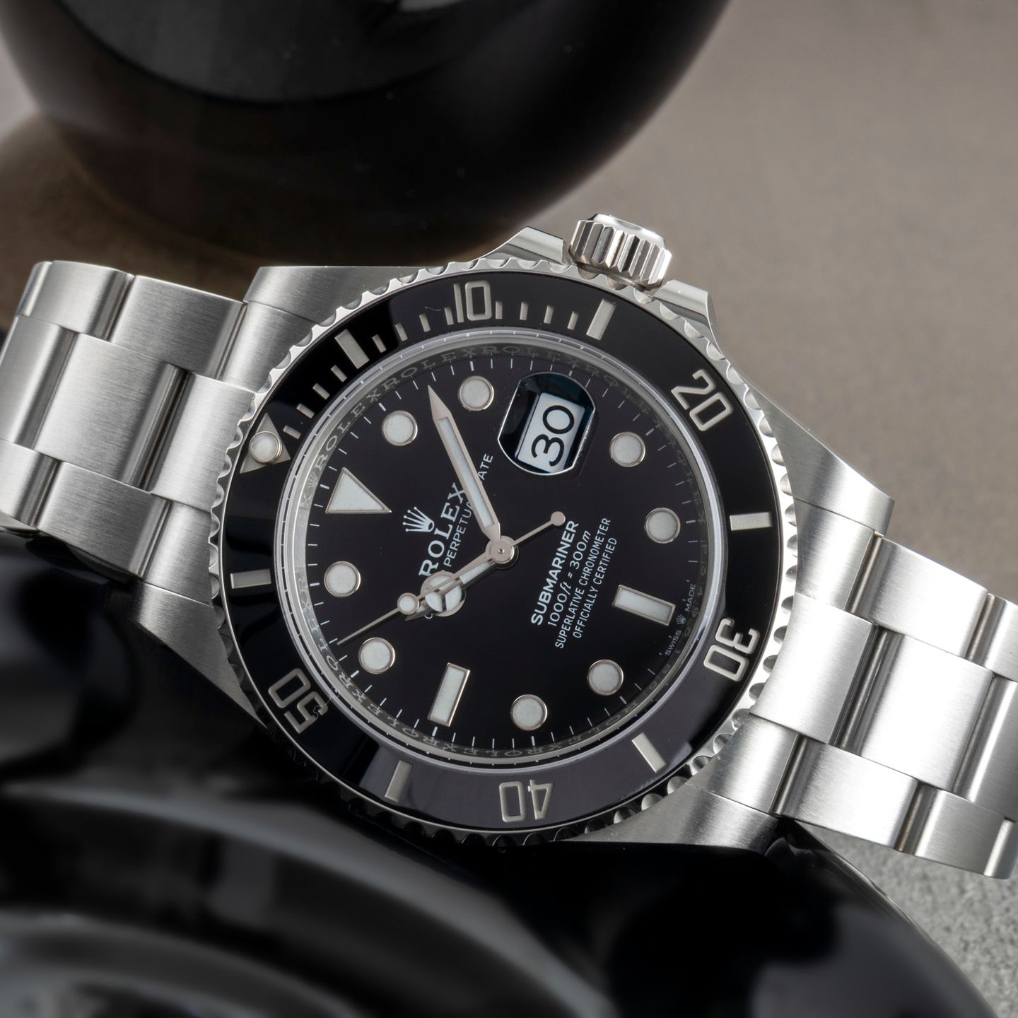 Rolex Submariner Date 126610LN (Unknown (random serial)) - Black dial 41 mm Steel case (2/8)