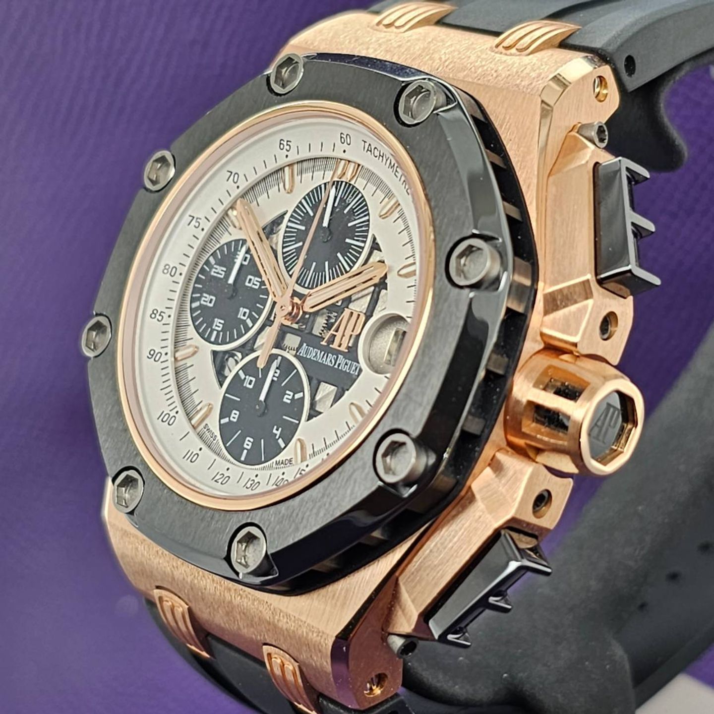 Audemars Piguet Royal Oak Offshore Chronograph 26078RO.OO.D002CR.01 (2006) - Grijs wijzerplaat 44mm Roségoud (1/5)