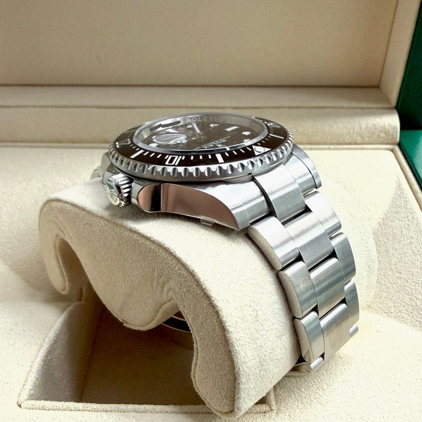 Rolex Sea-Dweller 126600 - (6/7)