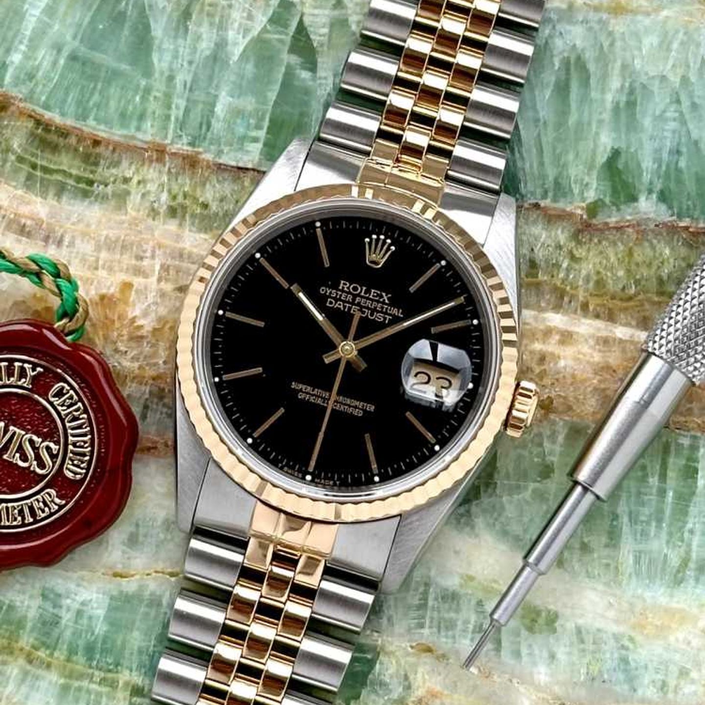 Rolex Datejust 36 16233 (1991) - Black dial 36 mm Gold/Steel case (1/8)