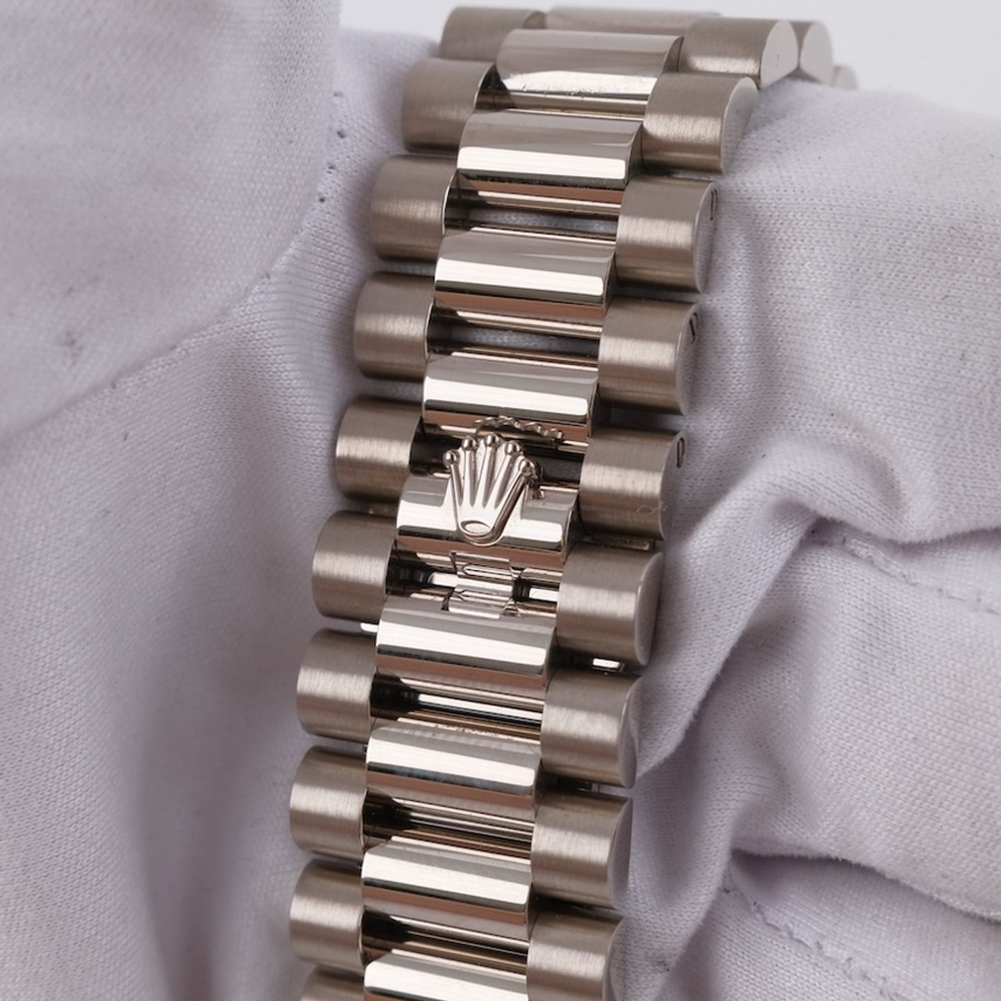 Rolex Day-Date 40 228239 (2021) - 40mm Witgoud (8/8)