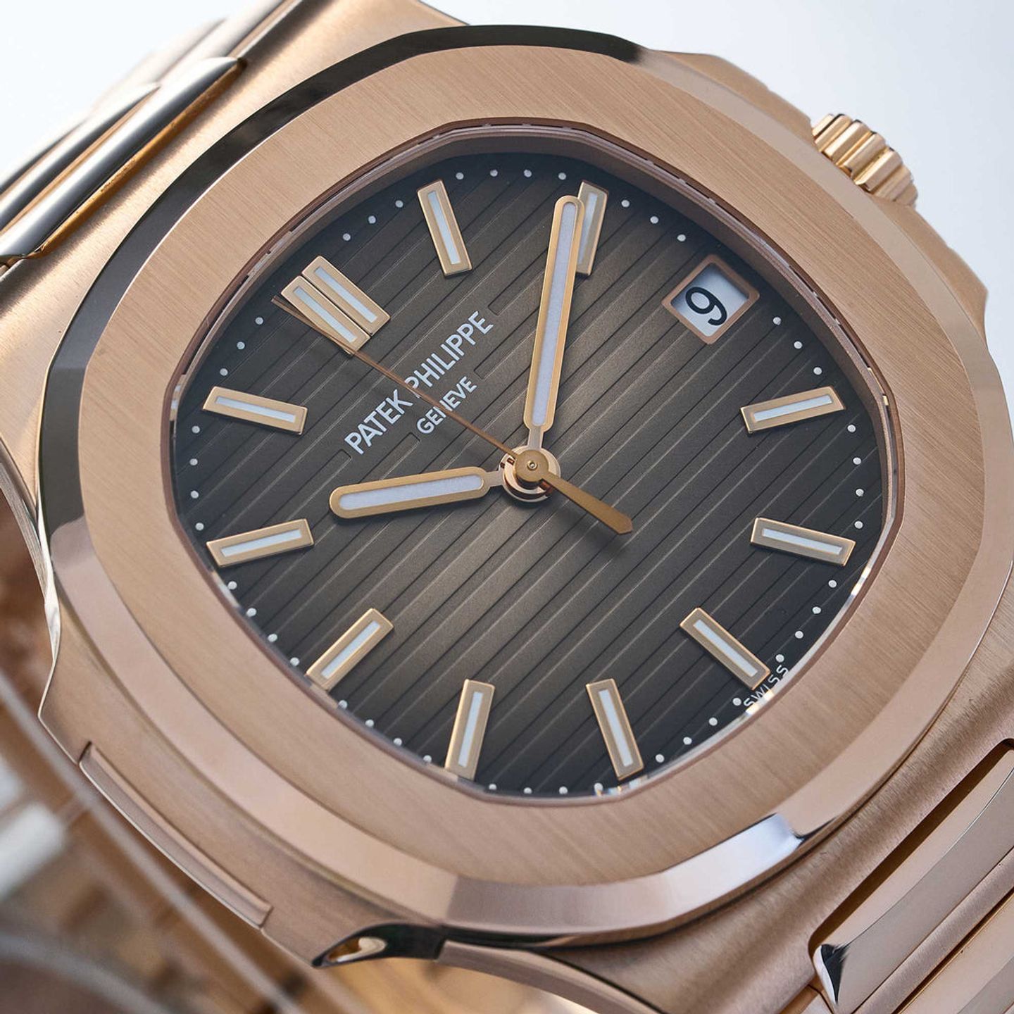 Patek Philippe Nautilus 5711/1R-001 (2017) - Bruin wijzerplaat 40mm Roségoud (1/8)