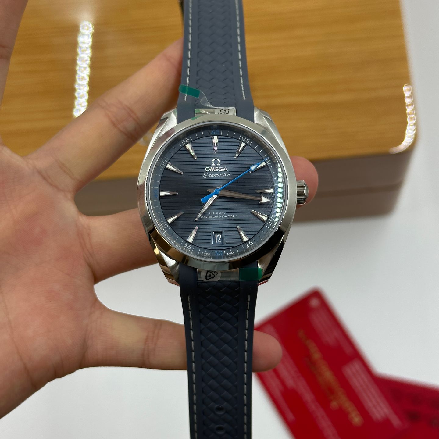 Omega Seamaster Aqua Terra 220.12.41.21.03.002 - (3/8)