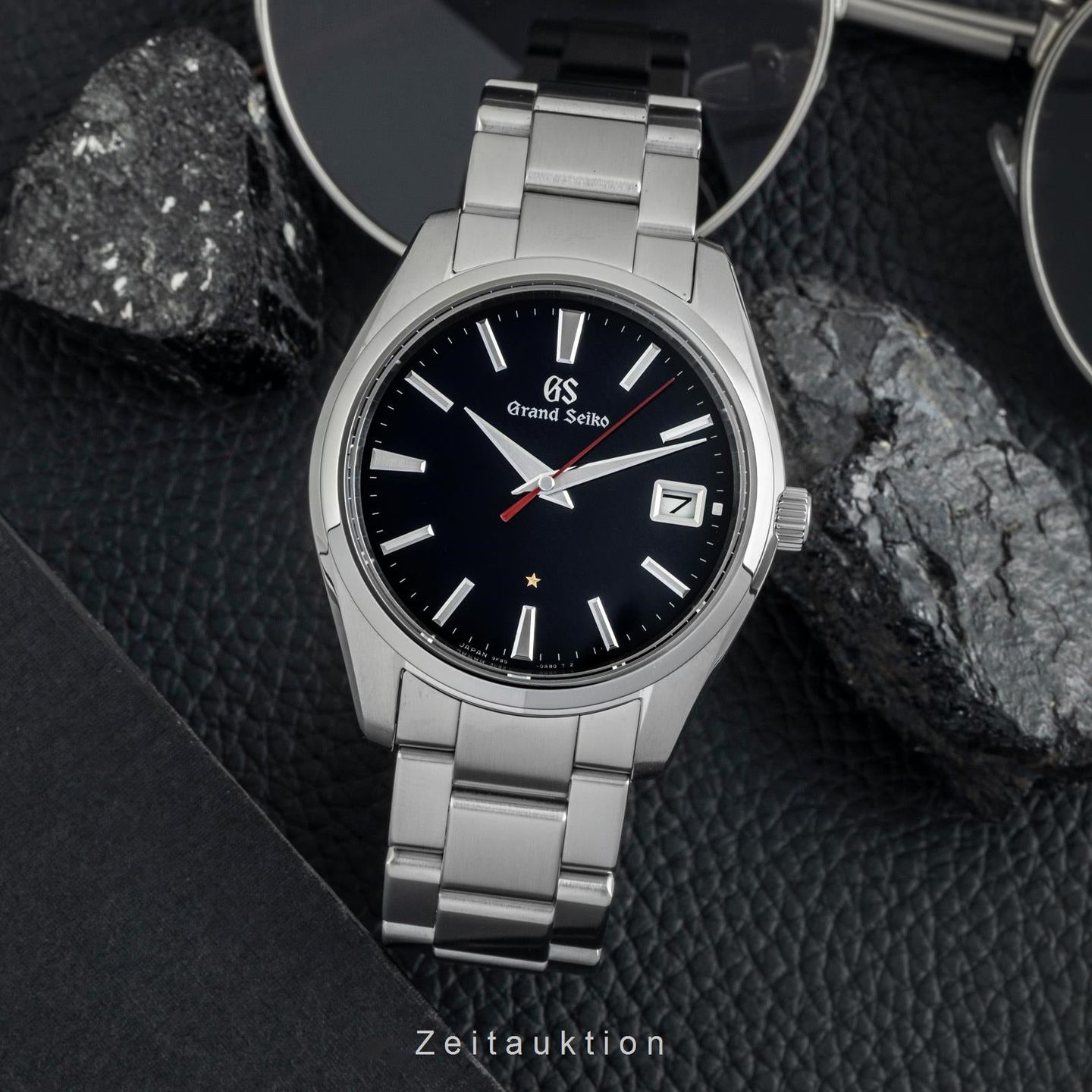 Grand Seiko Heritage Collection SBGP007 (Unknown (random serial)) - Blue dial 40 mm Steel case (3/8)