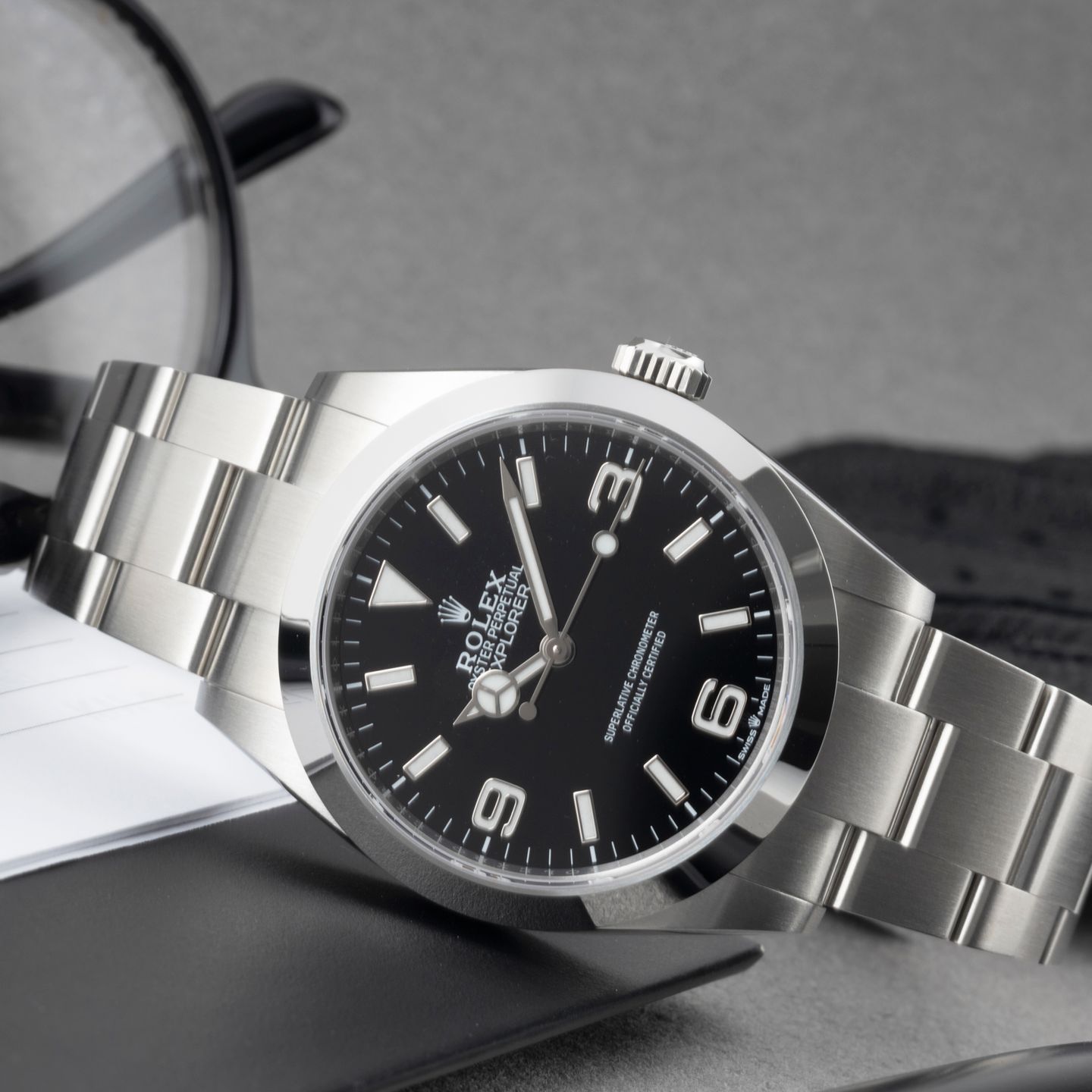 Rolex Explorer 224270 (Unknown (random serial)) - Black dial 40 mm Steel case (2/8)