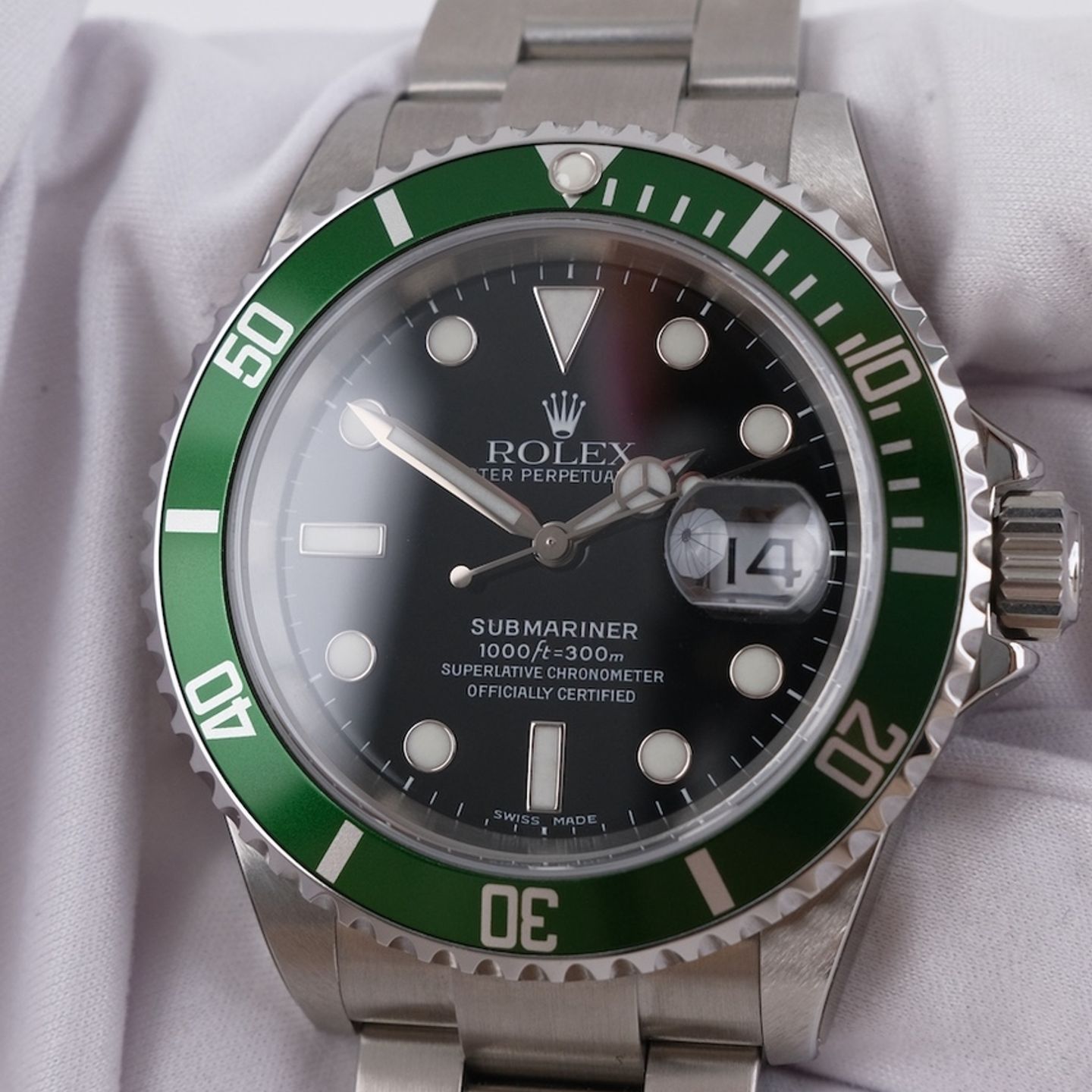 Rolex Submariner Date 16610LV - (2/8)