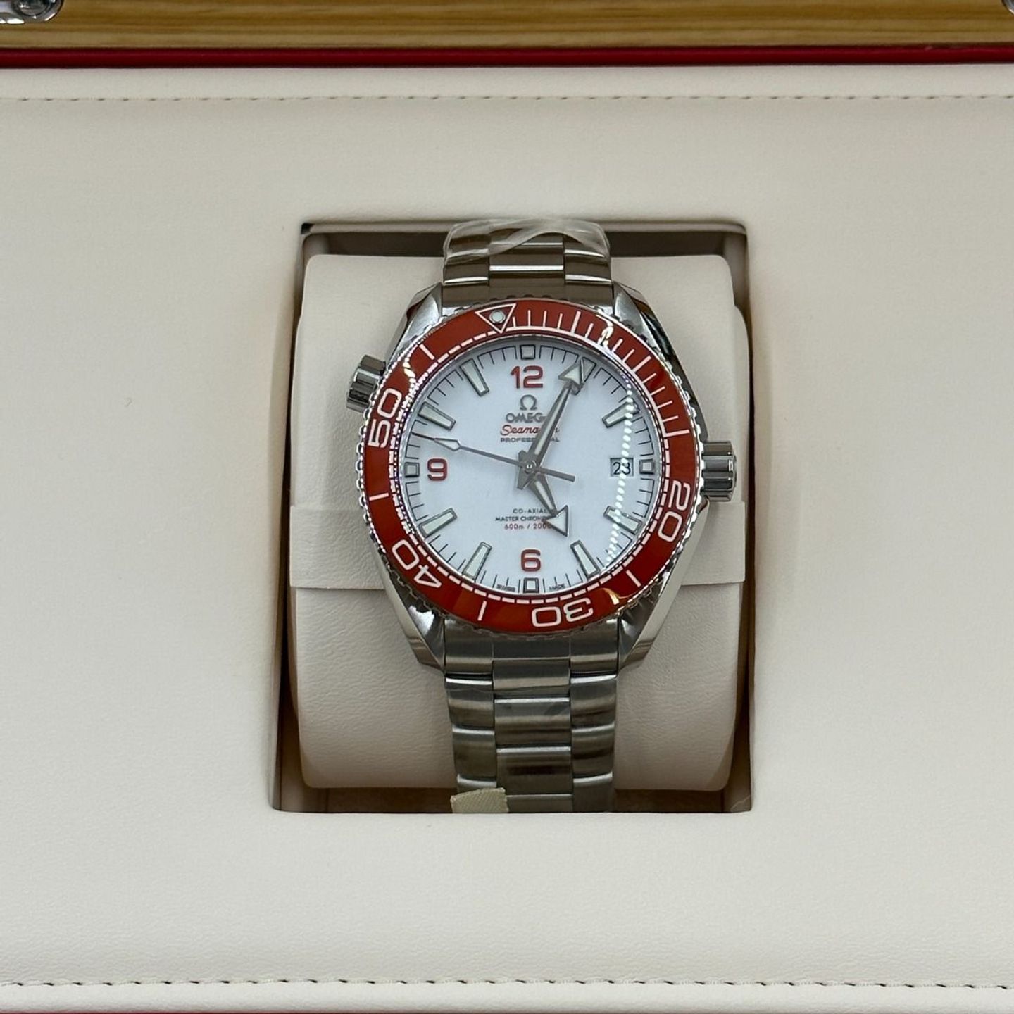 Omega Seamaster Planet Ocean 215.30.44.21.04.001 (2024) - White dial 43 mm Steel case (5/8)