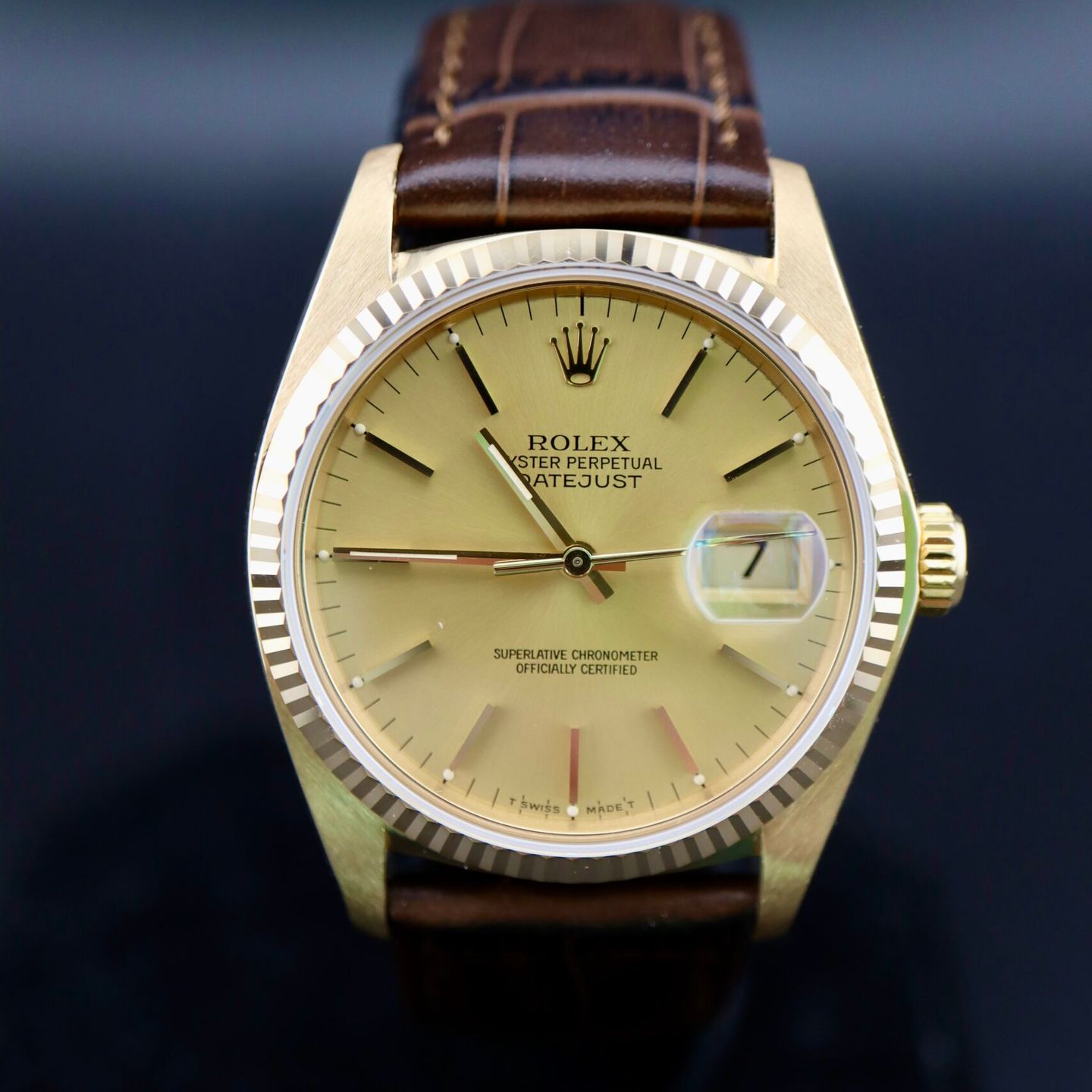 Rolex Datejust 36 16018 (Unknown (random serial)) - Champagne dial 36 mm Yellow Gold case (2/6)