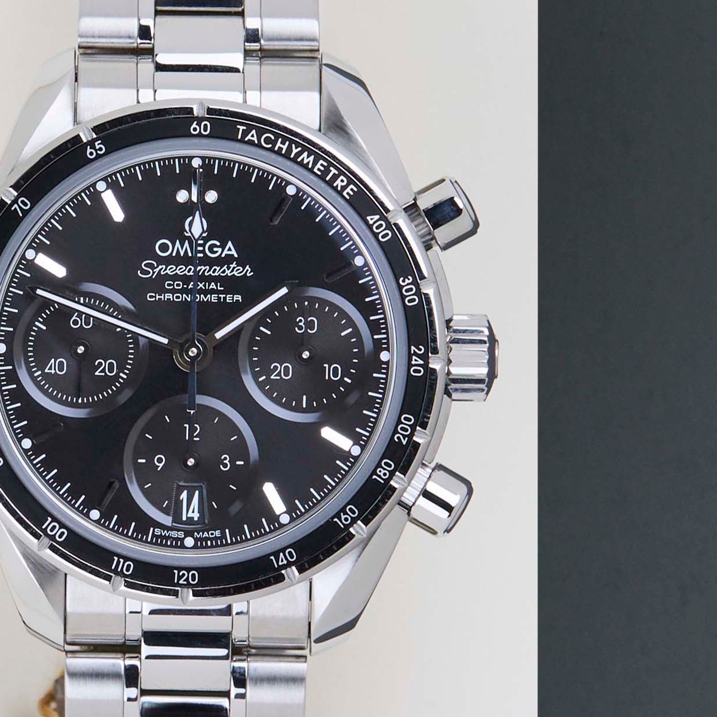 Omega Speedmaster 324.30.38.50.01.001 - (5/8)