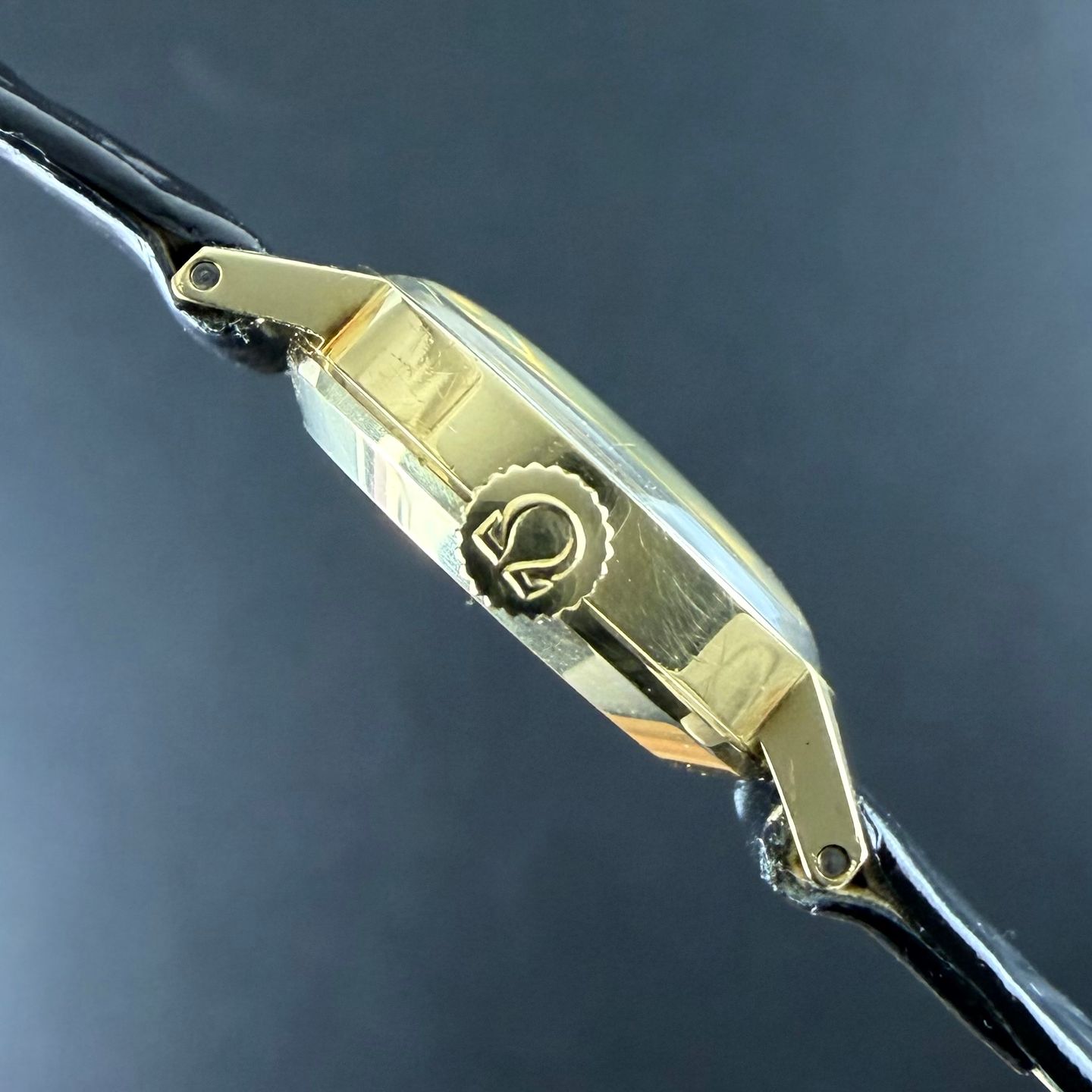 Omega Genève 511.297 (1969) - Gold dial 20 mm Yellow Gold case (5/8)