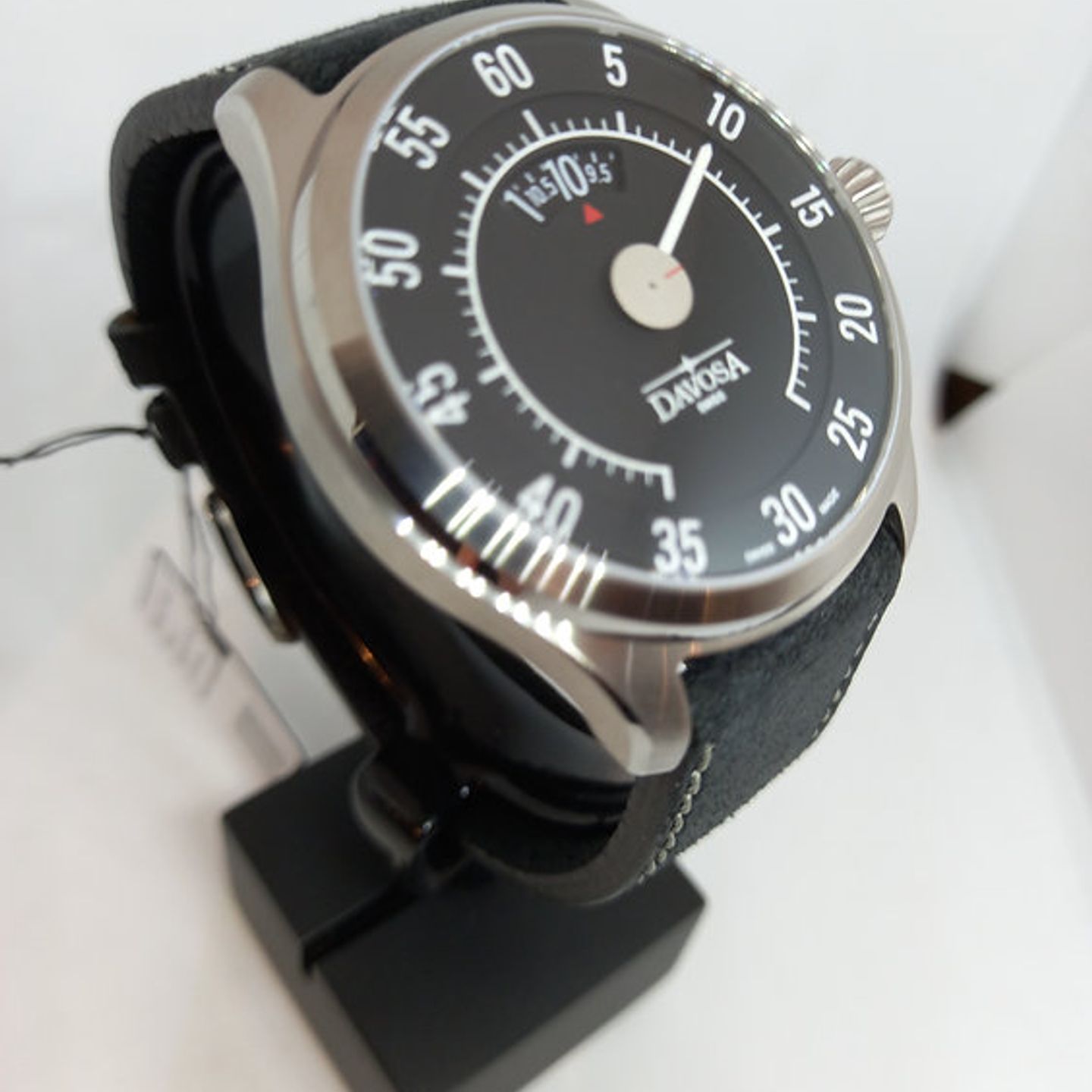Davosa Modern 16158755 (2023) - Black dial 44 mm Steel case (7/7)