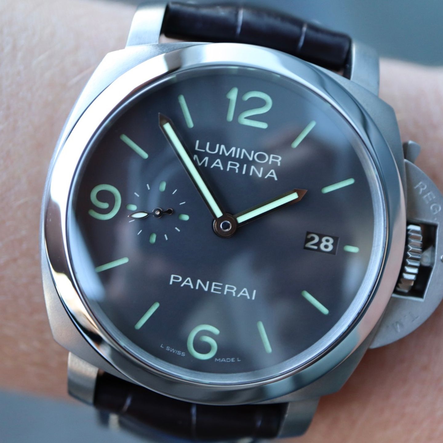 Panerai Luminor Marina 1950 3 Days Automatic PAM00351 (Unknown (random serial)) - Brown dial 44 mm Titanium case (1/8)